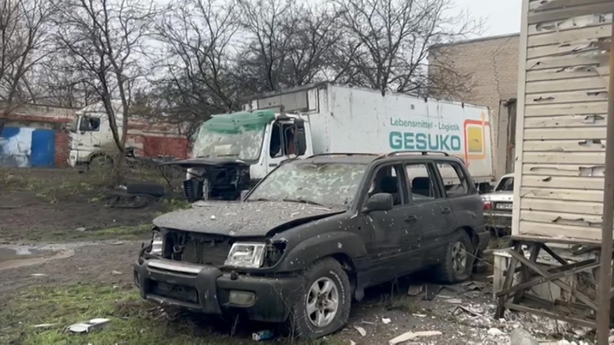 В Донецке под обстрел ВСУ попал крытый рынок