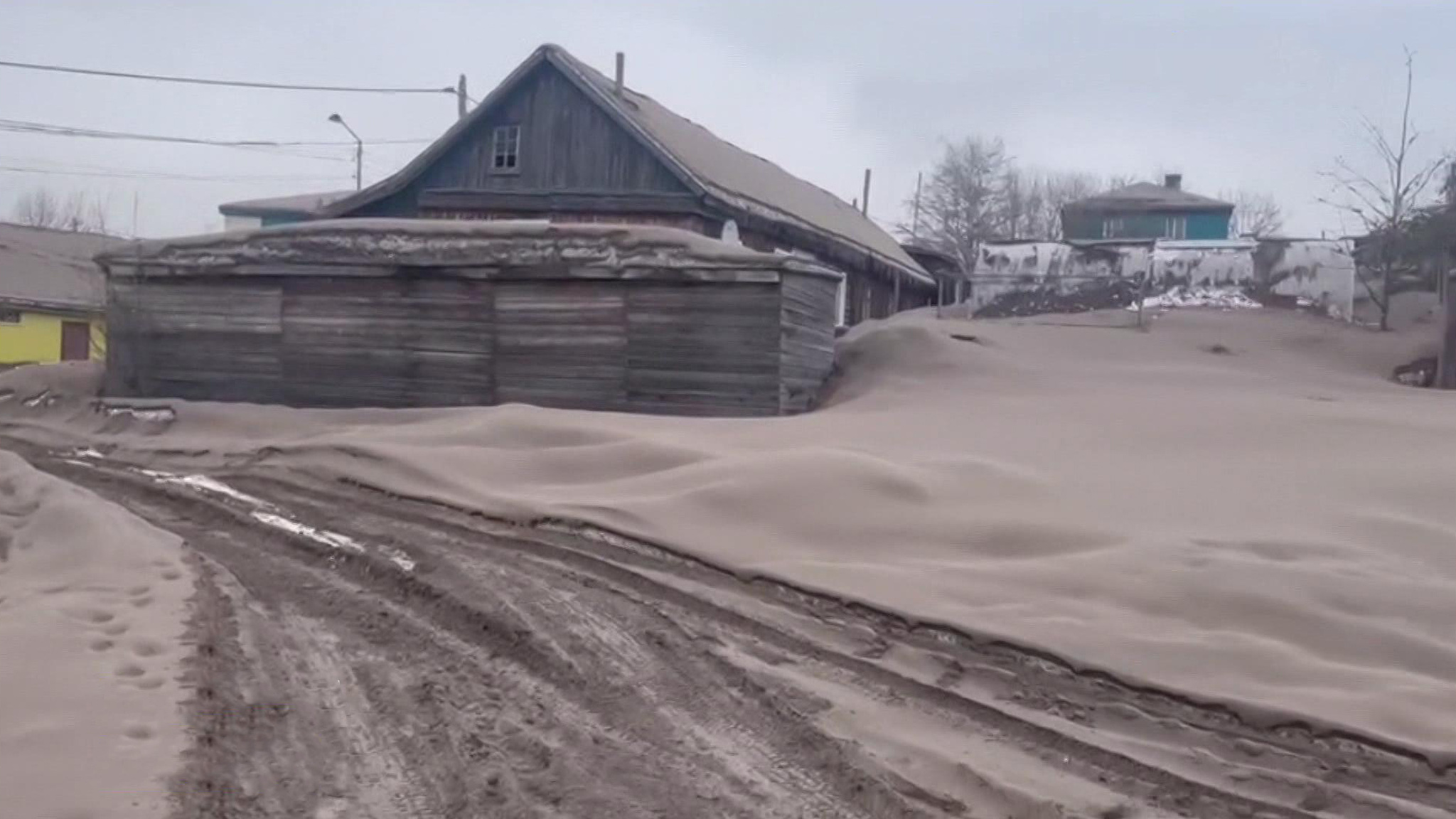 Петропавловск-Камчатский готовится к пеплопаду