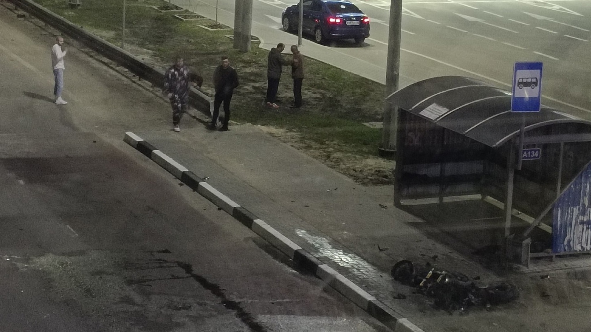 В страшной аварии с байкером под Воронежем погибли два человека