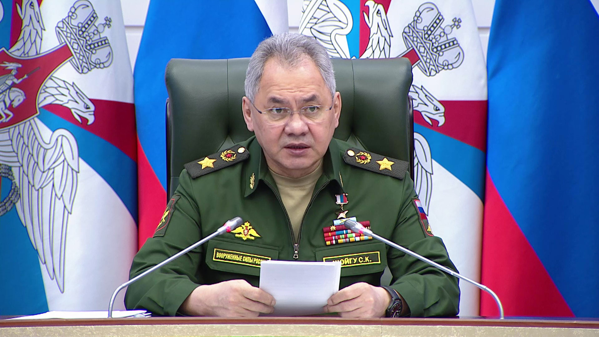 Шойгу: Россия наладила выпуск новейших типов вооружения