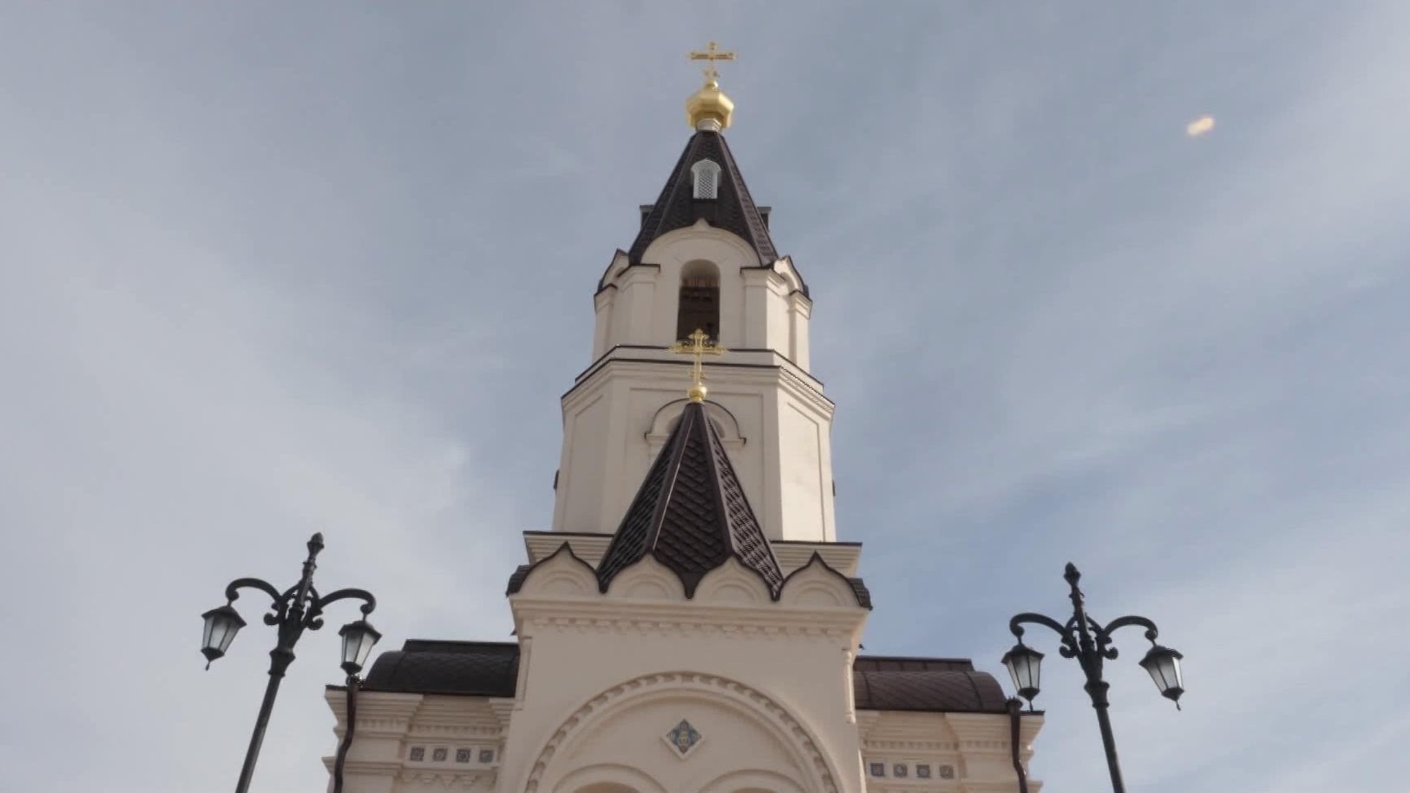 Художники из Санкт-Петербурга приехали на Урал, чтобы расписать храм Архангела Михаила