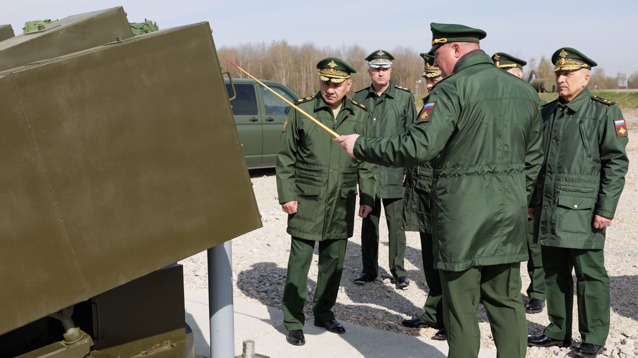 Шойгу показали грозные "Ярсы"
