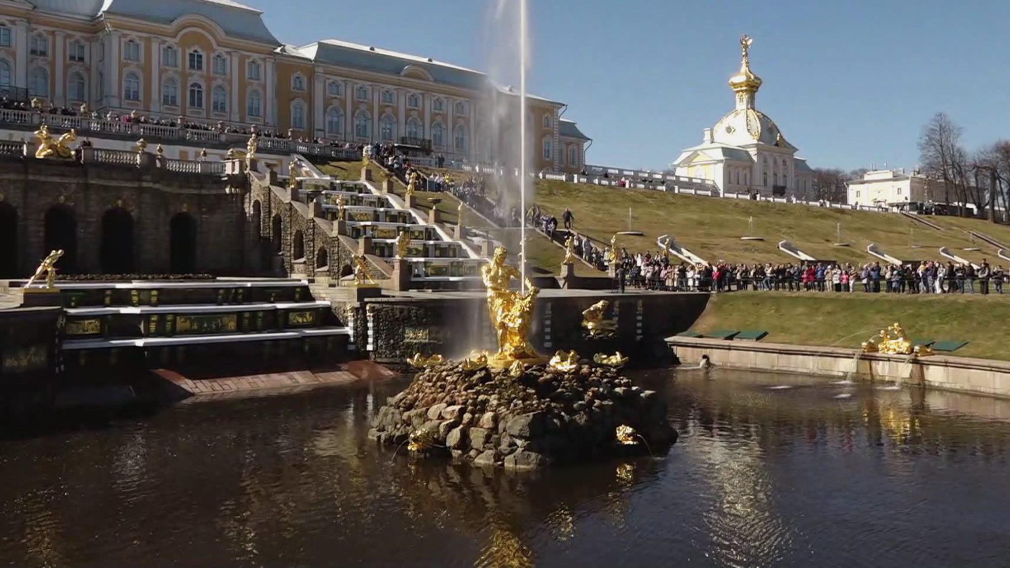 Музей-заповедник "Петергоф" открыл летний сезон