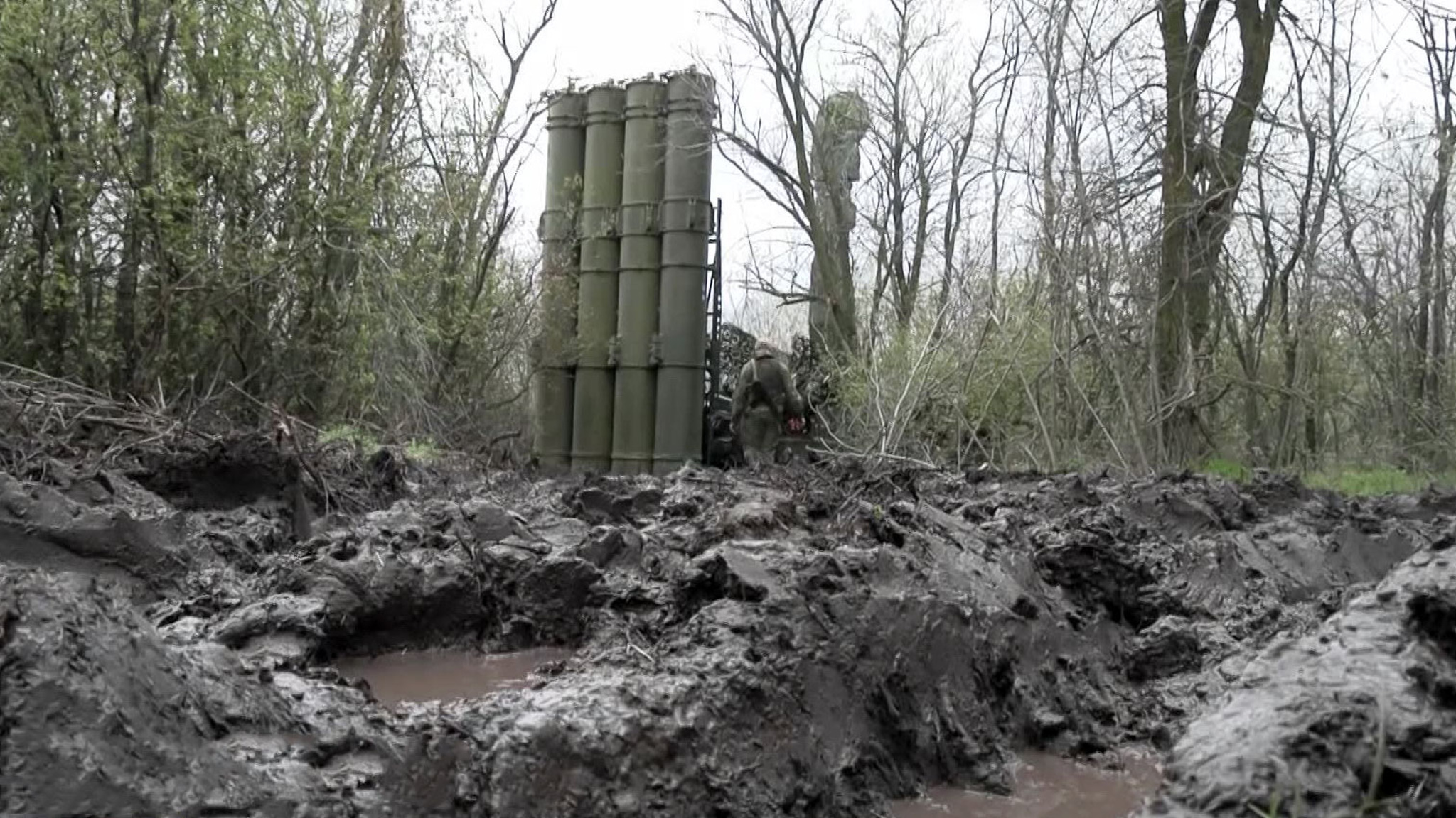 С-300 работает по самым "жирным" целям