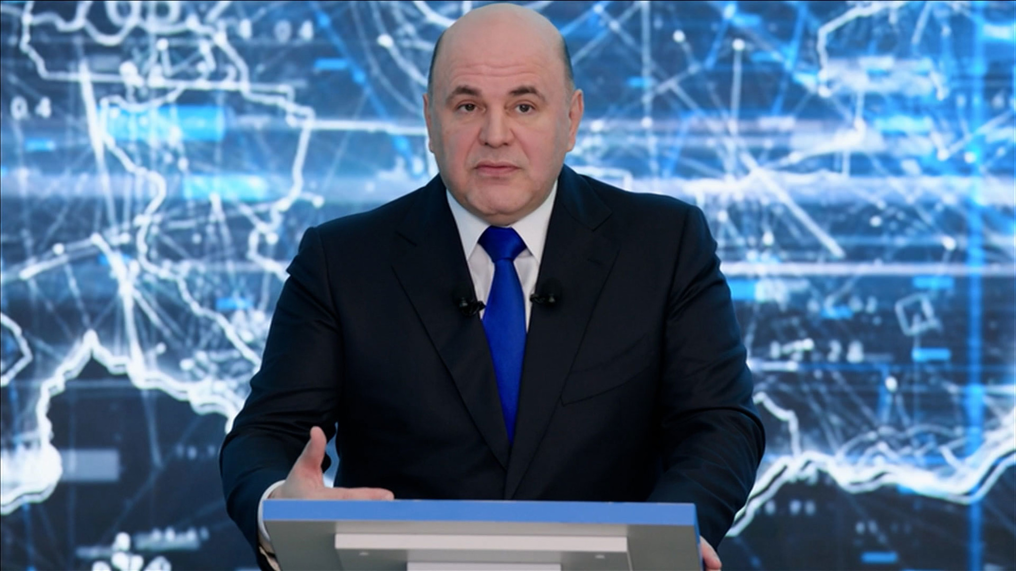 Премьер отметил улучшение экономических показателей в России