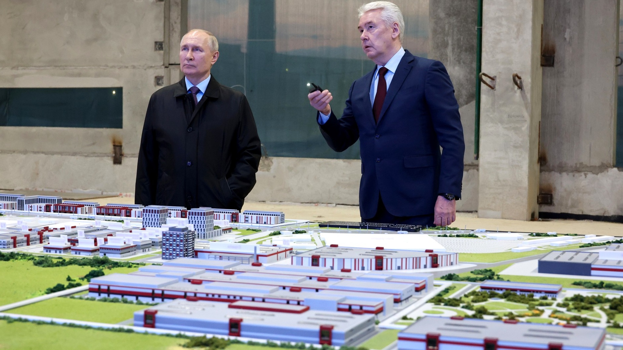 Путин посетил центр отечественного беспилотного авиастроения