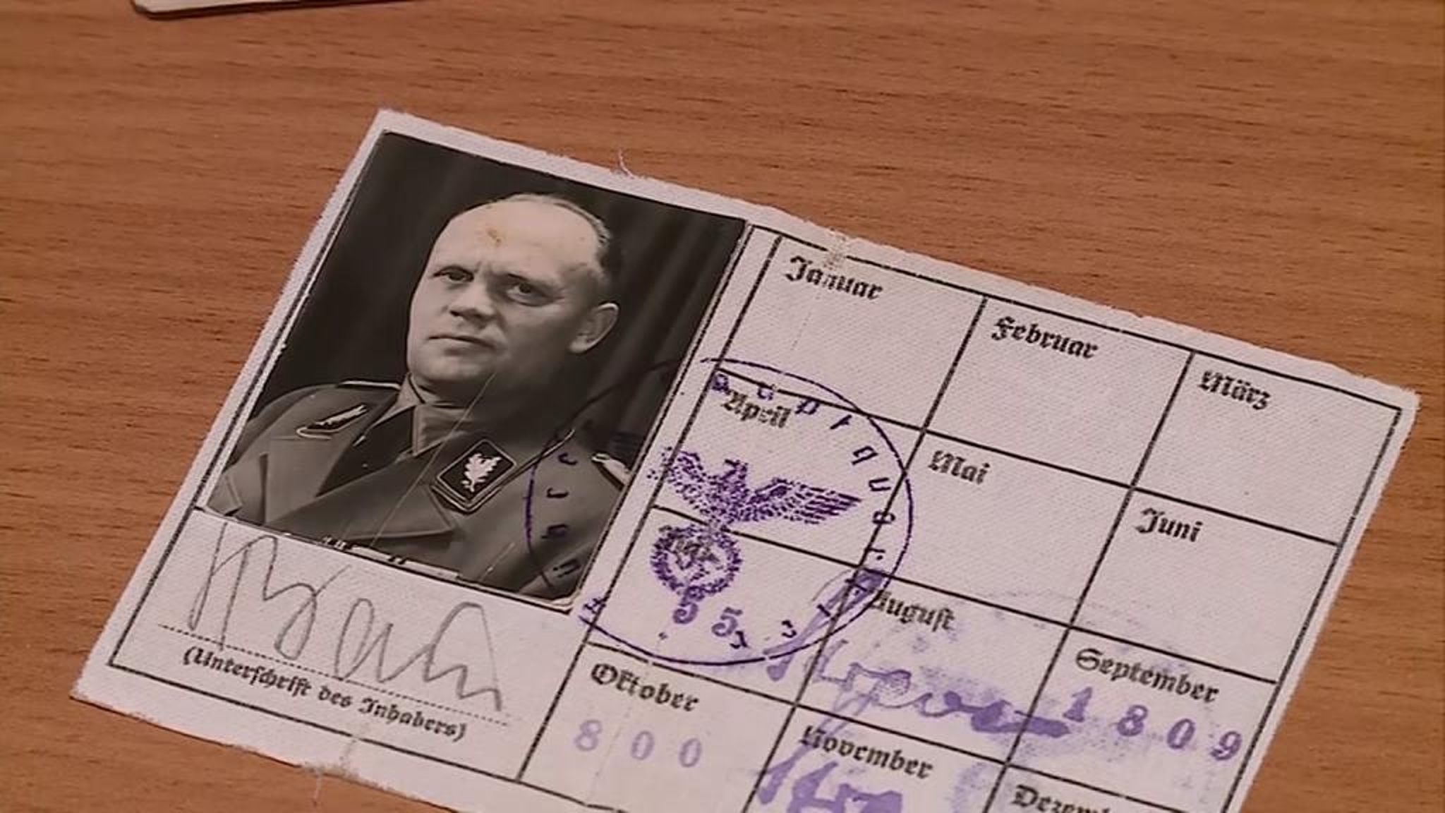 ФСБ рассекретила архивные документы о смерти Гитлера