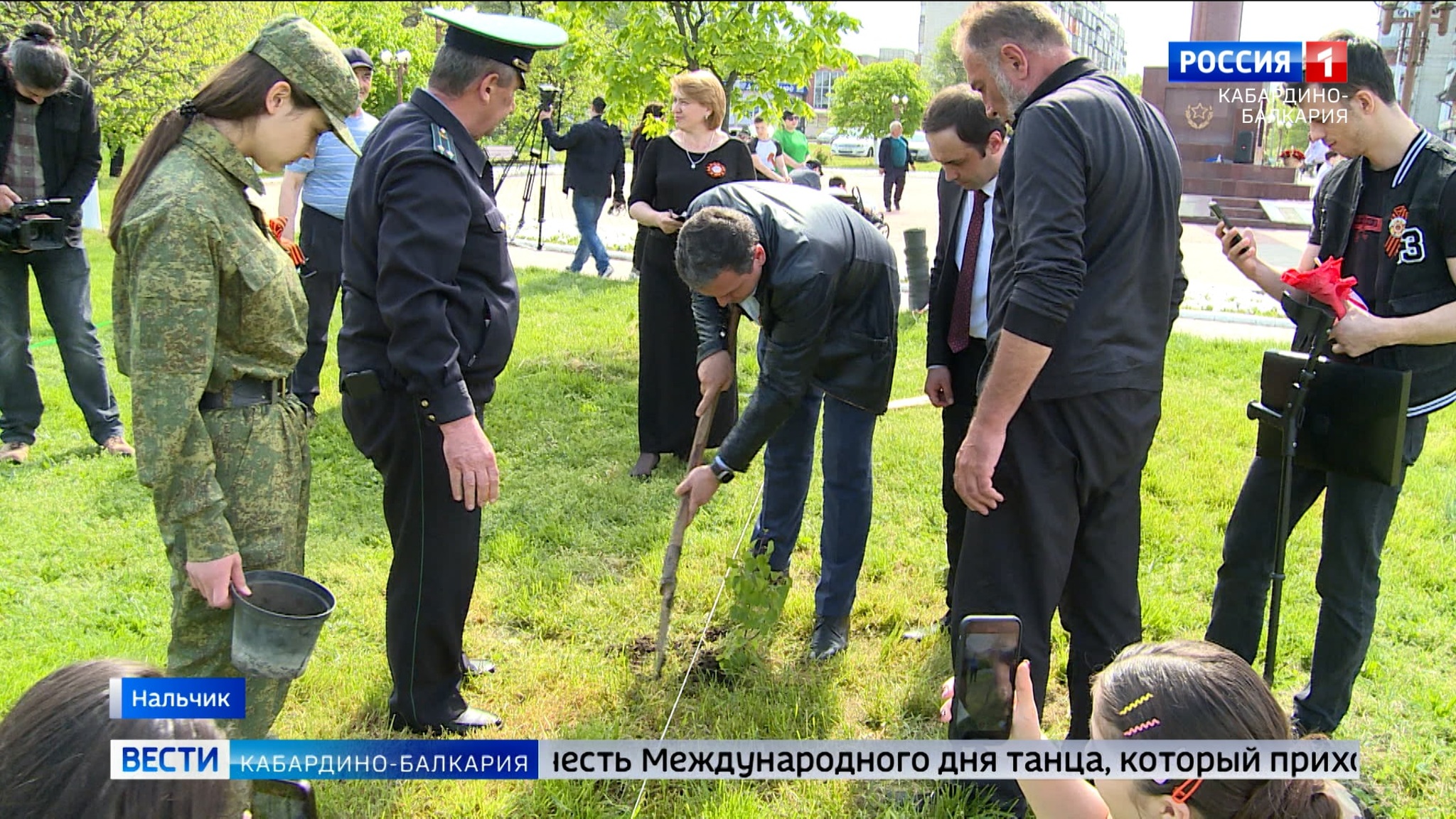В КБР провели акцию "Аллея Героев"