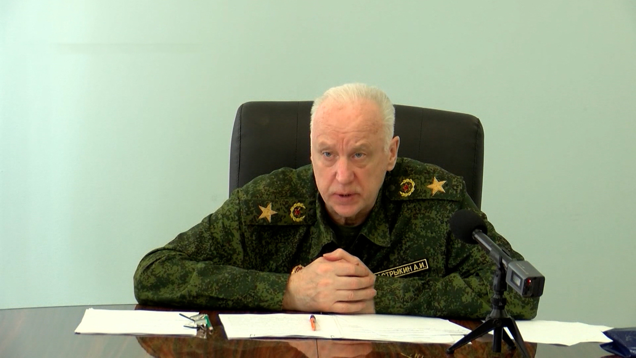 У военных преступлений нет срока давности, напомнил Бастрыкин