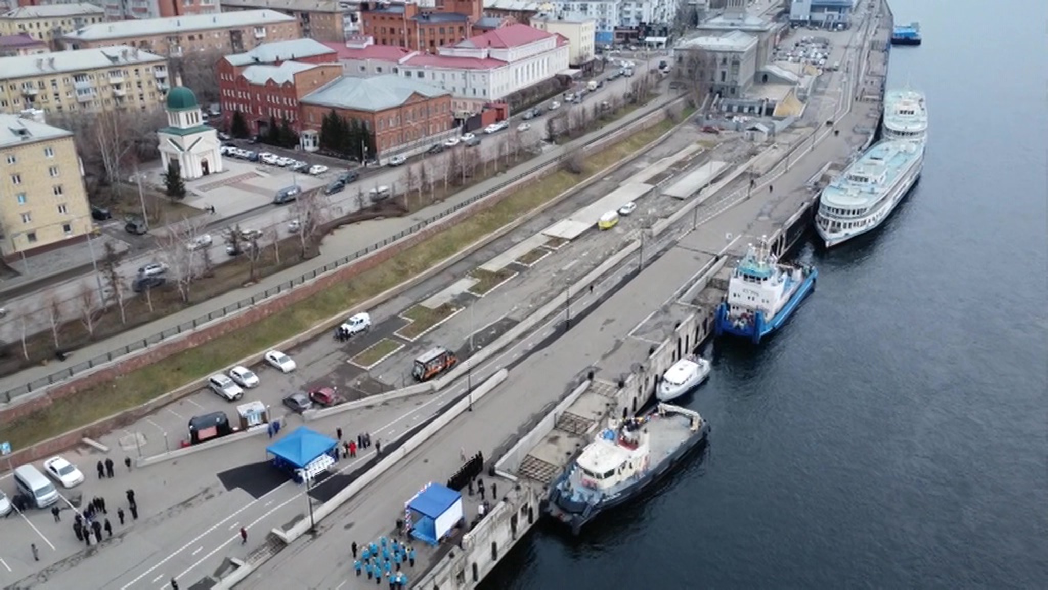 На Красноярской ГЭС с 1 мая увеличили сброс воды