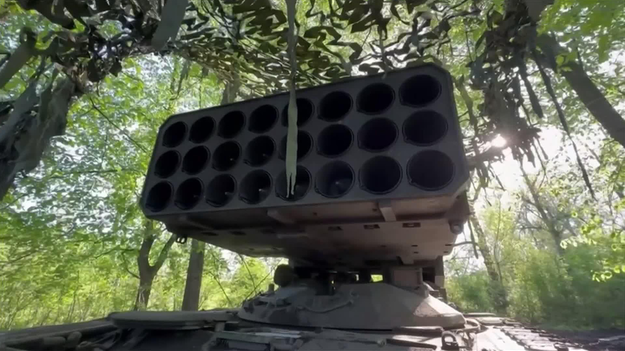 "Солнцепеки" испепеляют нацизм на Украине