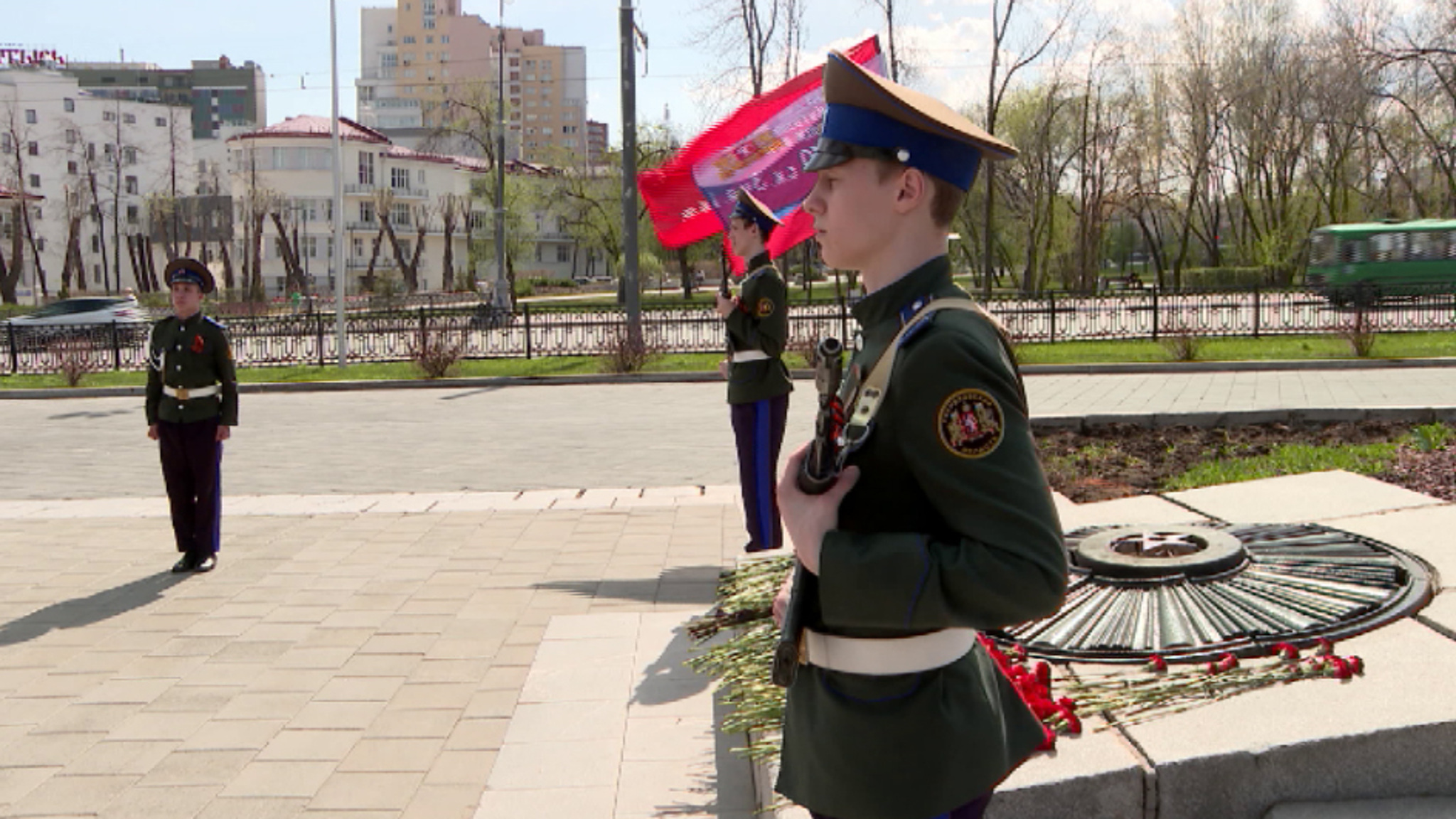 В Екатеринбурге стартовала патриотическая акция "Пост №1"