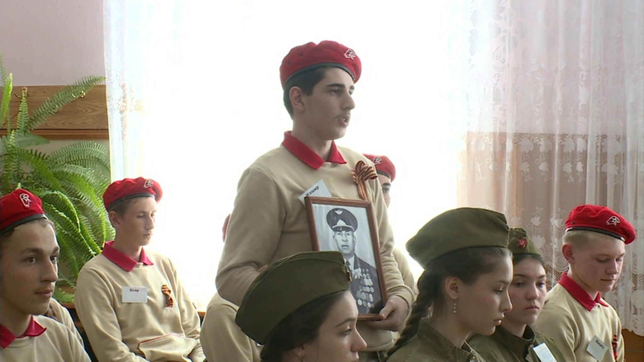 Патриотические акции ко Дню Победы проходят по всей стране