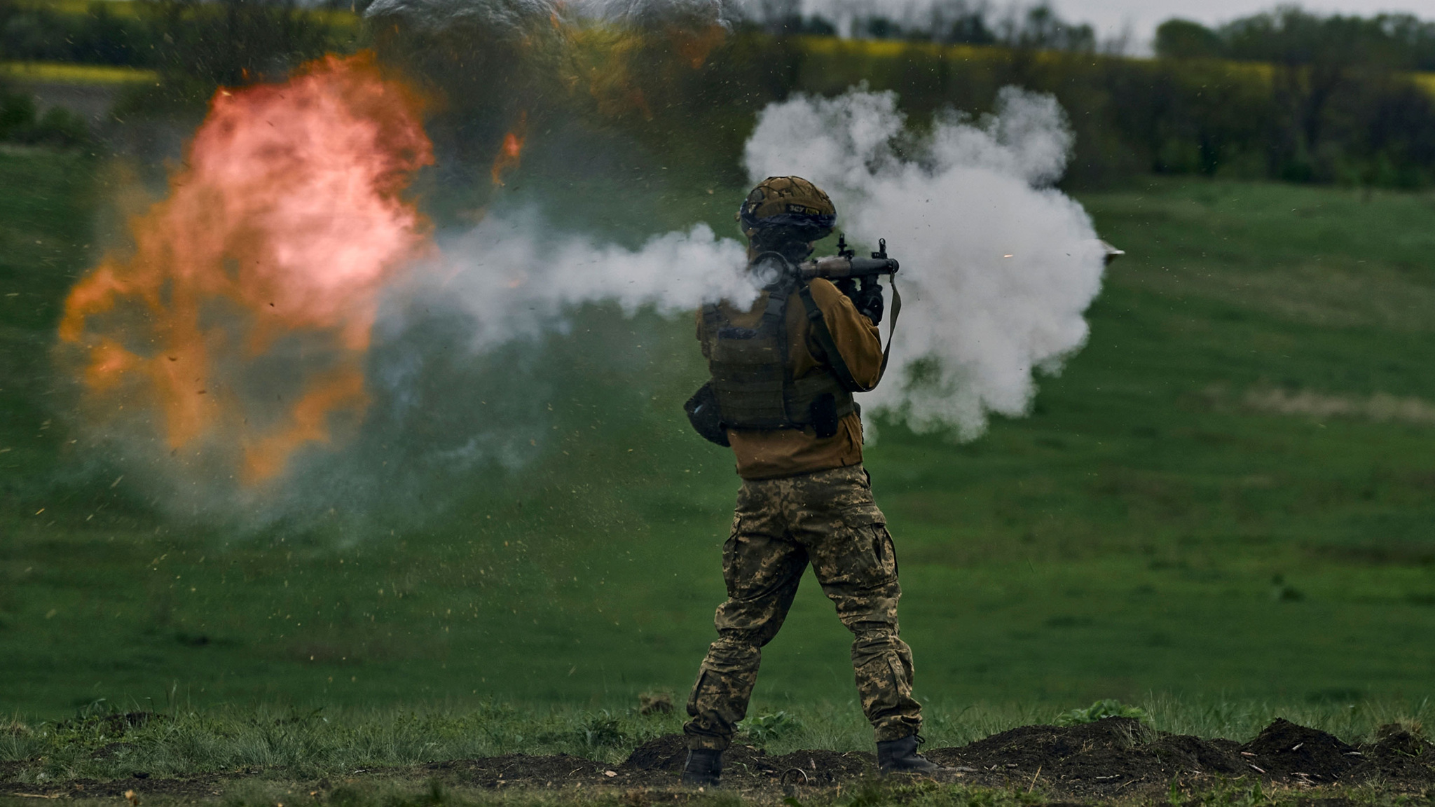 ЕС продолжит обсуждение нового пакета военной помощи Украине