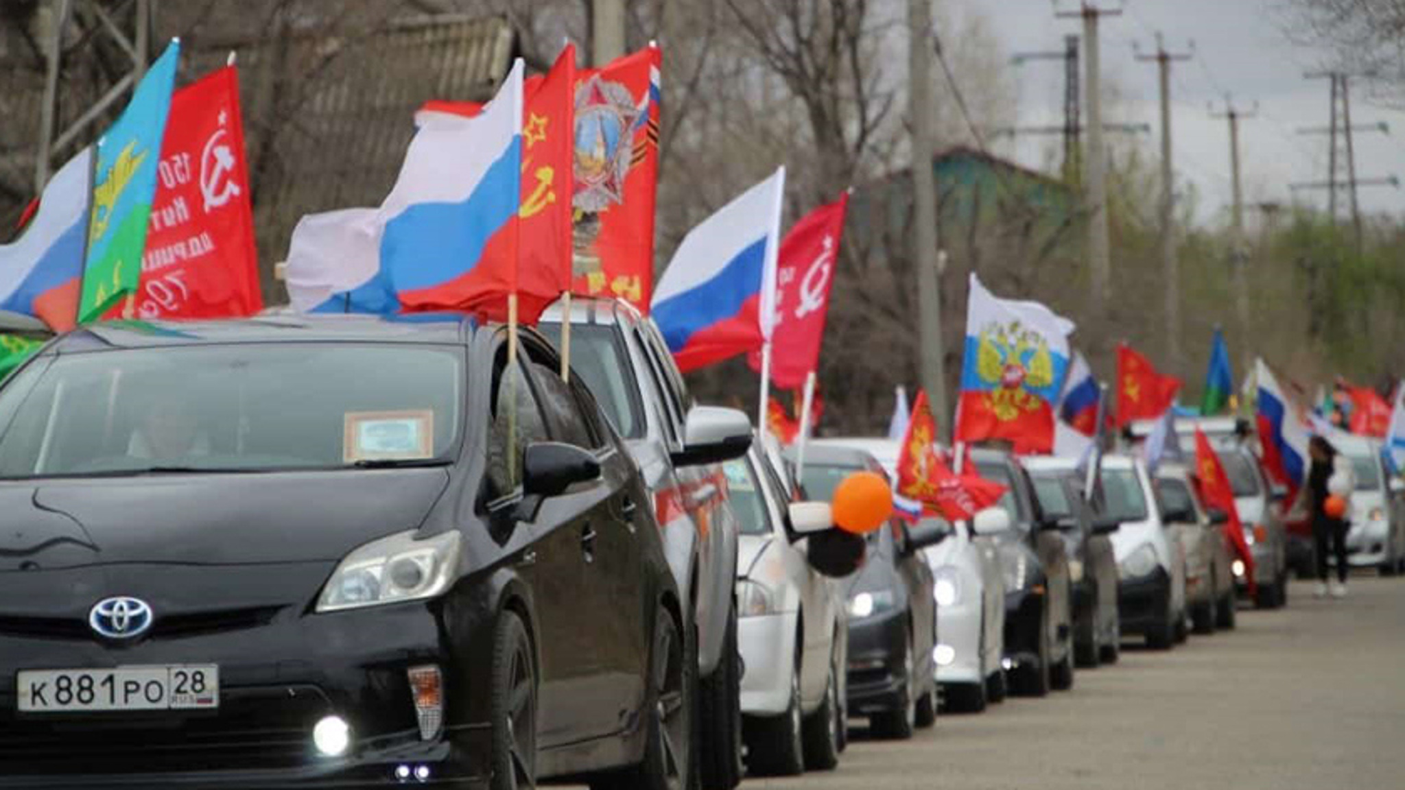 Более 120 машин поучаствовали в акции "Бессмертный автополк" в Свободном