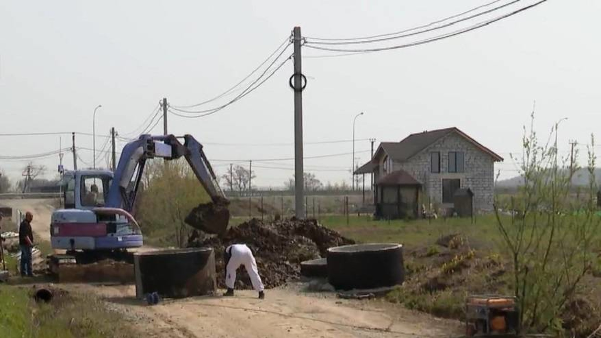 Смердящий запах оккупировал территорию в Надеждинском районе