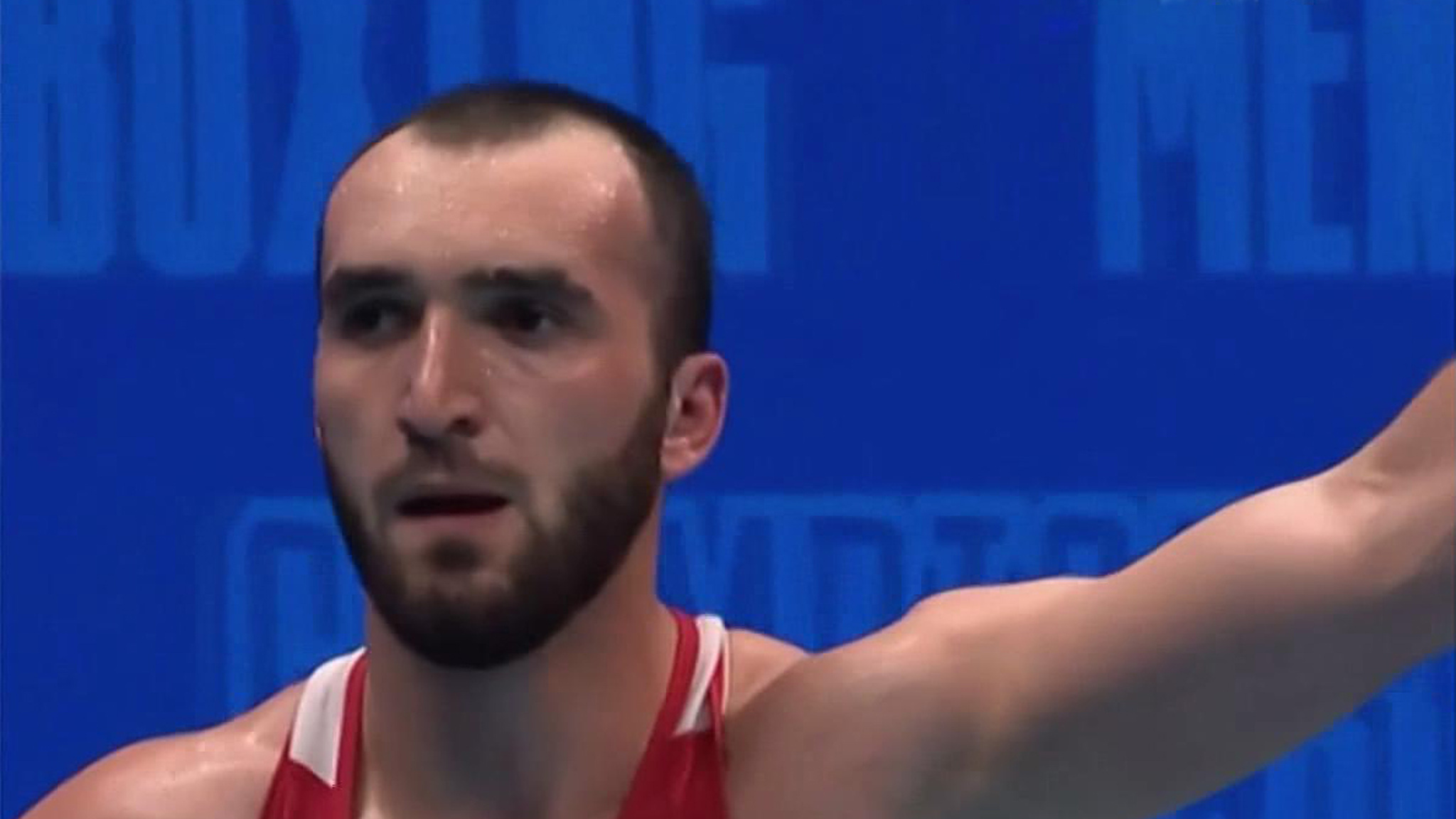 Шесть россиян вышли в полуфинал чемпионата мира по боксу