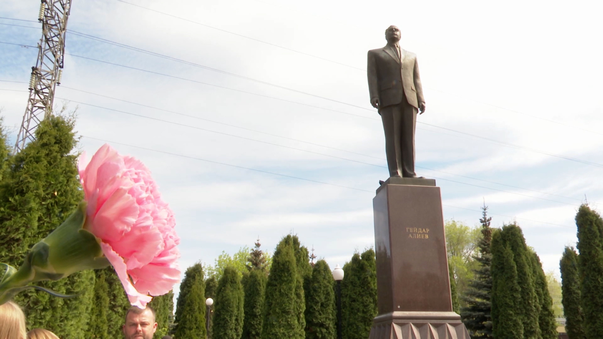 В Ульяновске, как и по всей России и в странах бывшего Союза,  вспоминали Гейдара Алиева