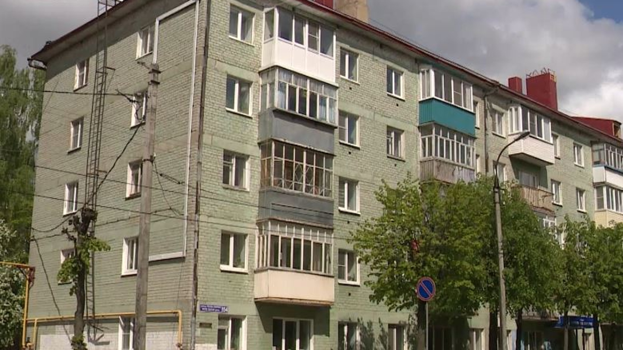 В Йошкар-Оле подрядчик нарушил сроки ремонта крыши дома