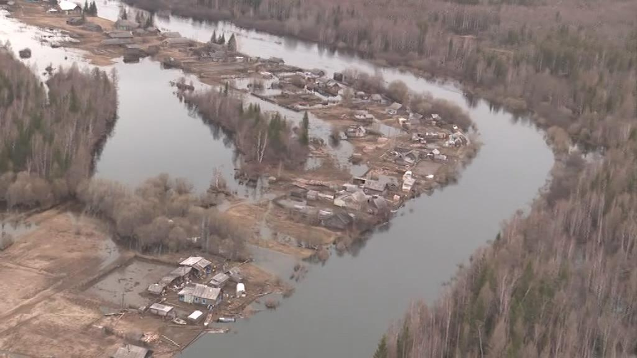 На севере Приангарья оценивают ущерб от паводка