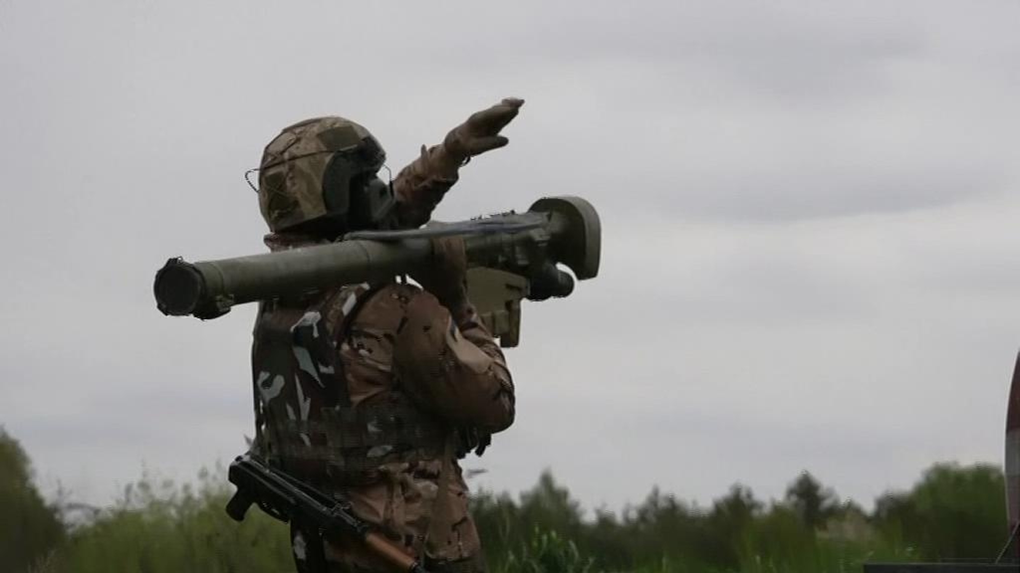 Запад становится соучастником военных преступлений Киева