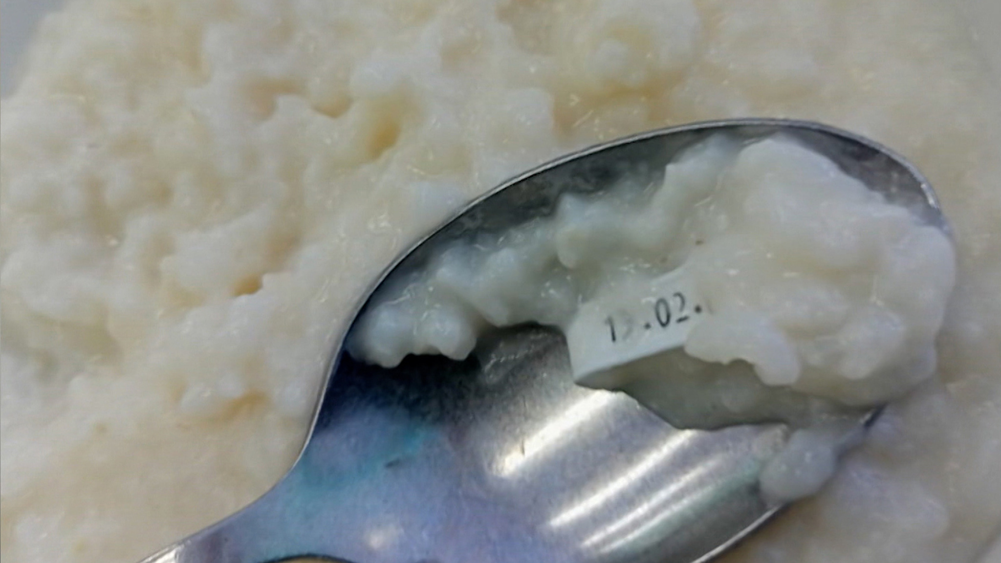Как несвежие продукты попадают в детские тарелки?