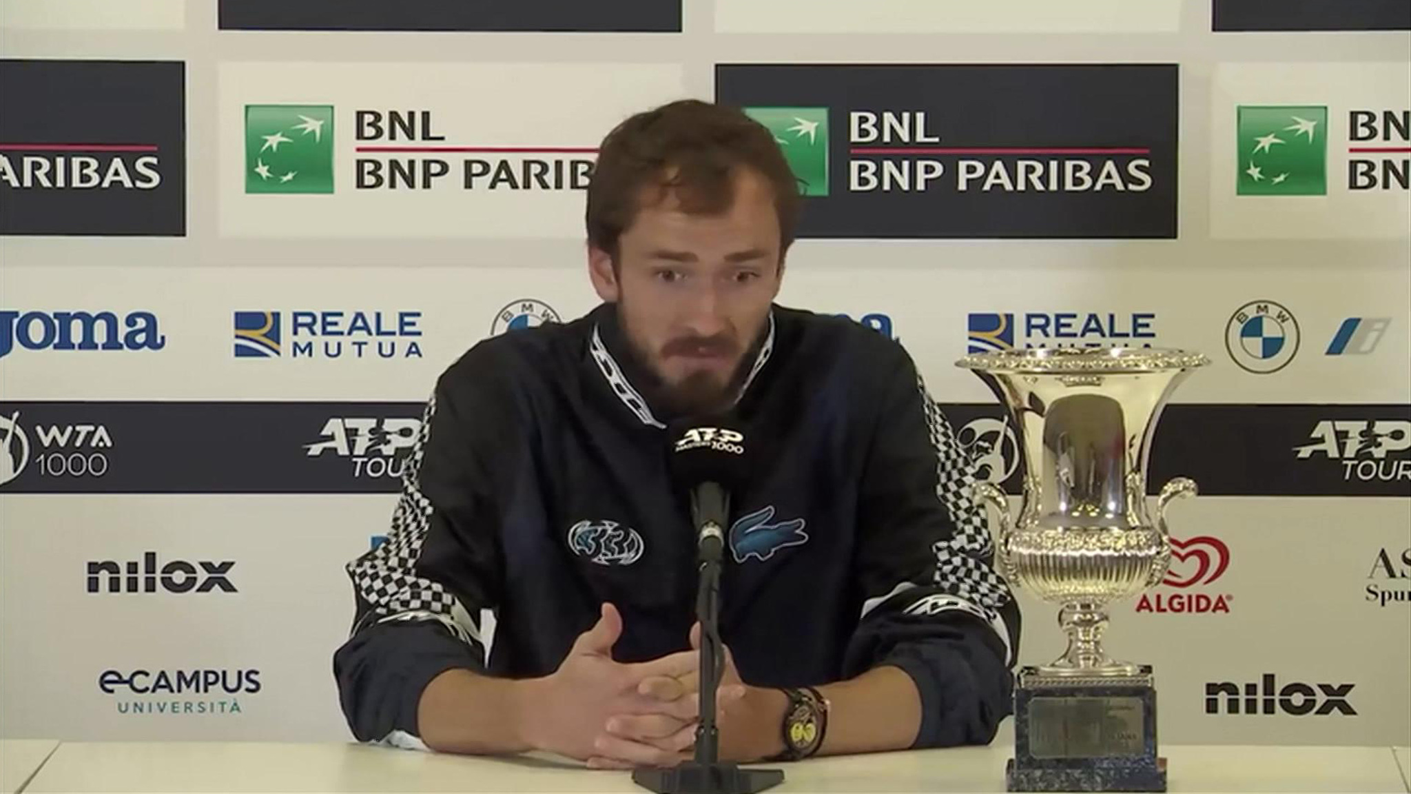 20-й в карьере, первый – на грунте. Медведев выиграл Masters в Риме
