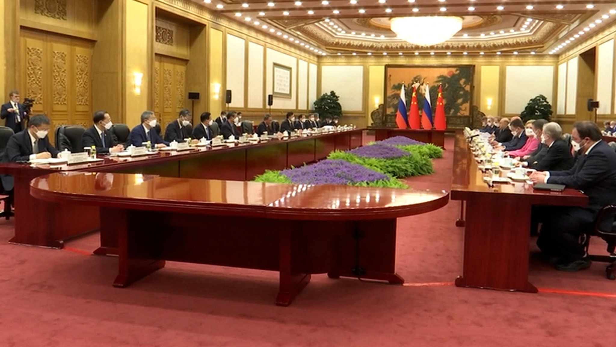 Мишустин провел переговоры с китайским коллегой