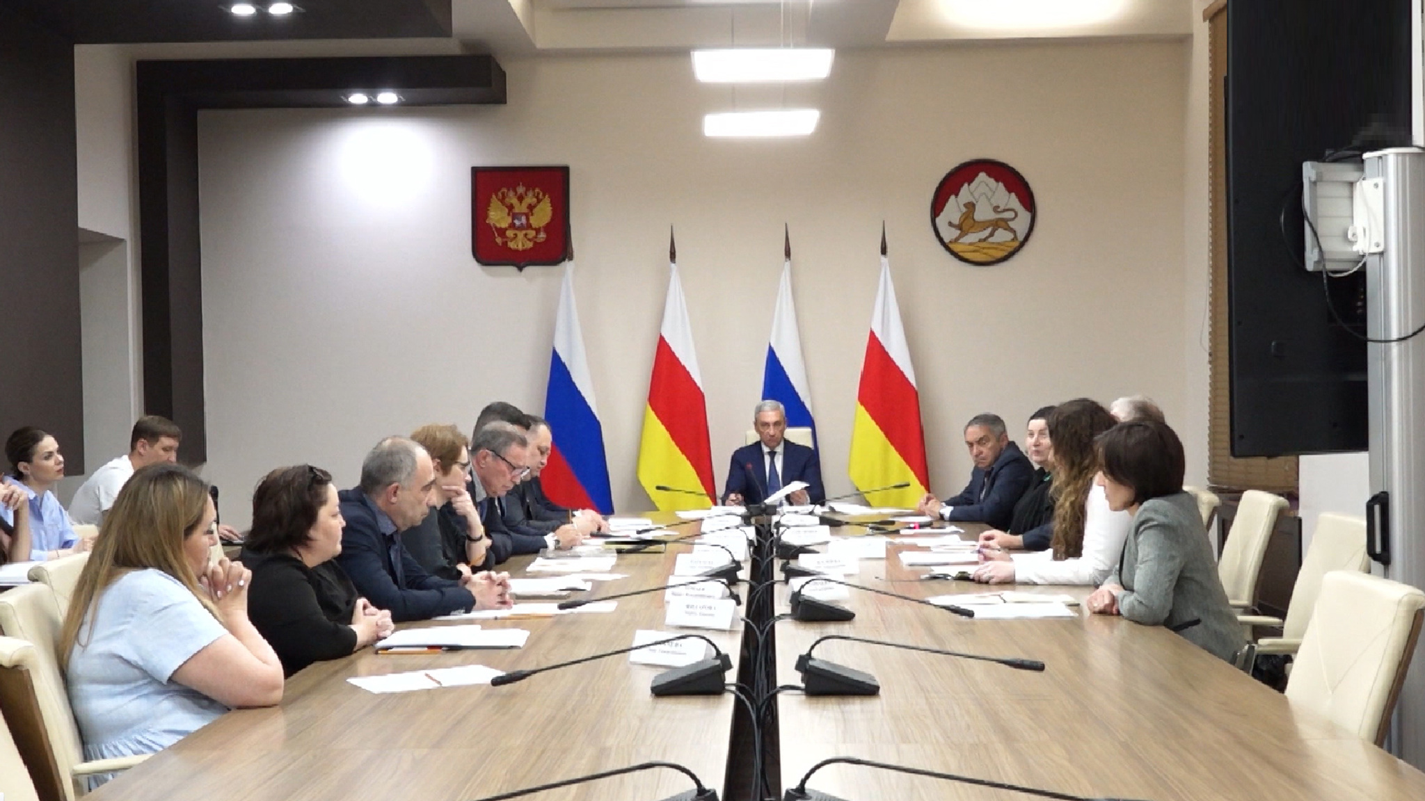 В республике обсудили потребность медицинских учреждений в новом оборудовании