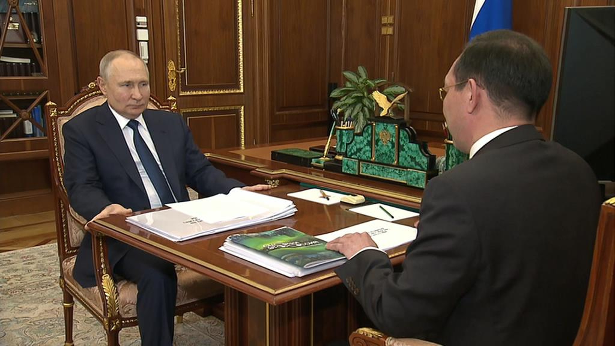 Путин отметил рост численности постоянного населения в Якутии