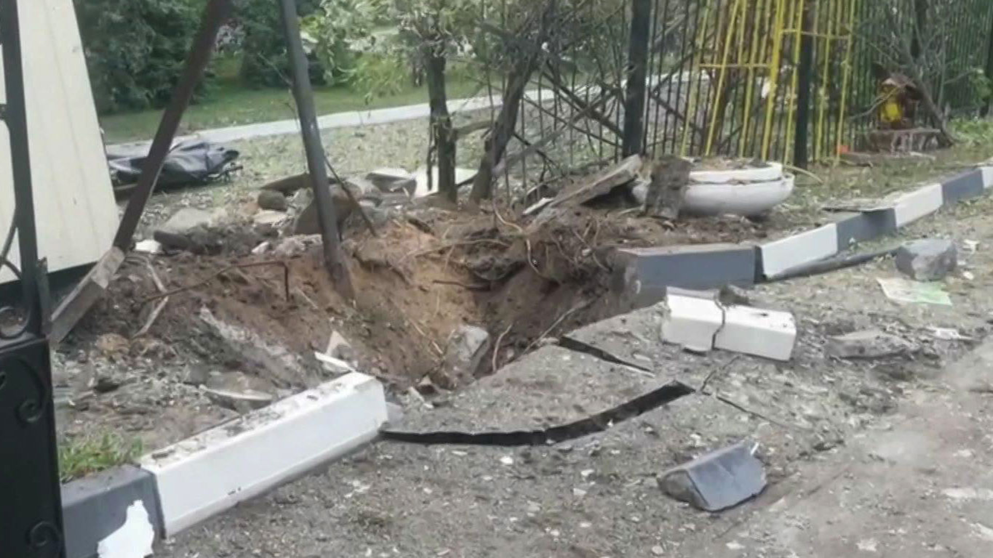 Артиллерия ВСУ уже несколько дней обстреливает многострадальное Шебекино