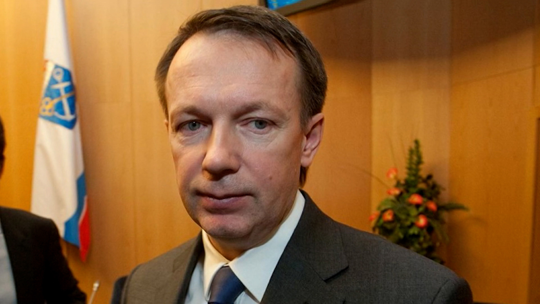 Бывший вице-губернатор Петербурга лишился прав за пьяное вождение