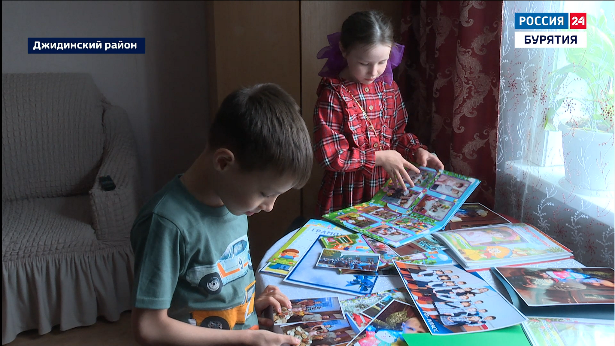 Семья из Бурятии стала родной семьёй для двойняшек-сирот