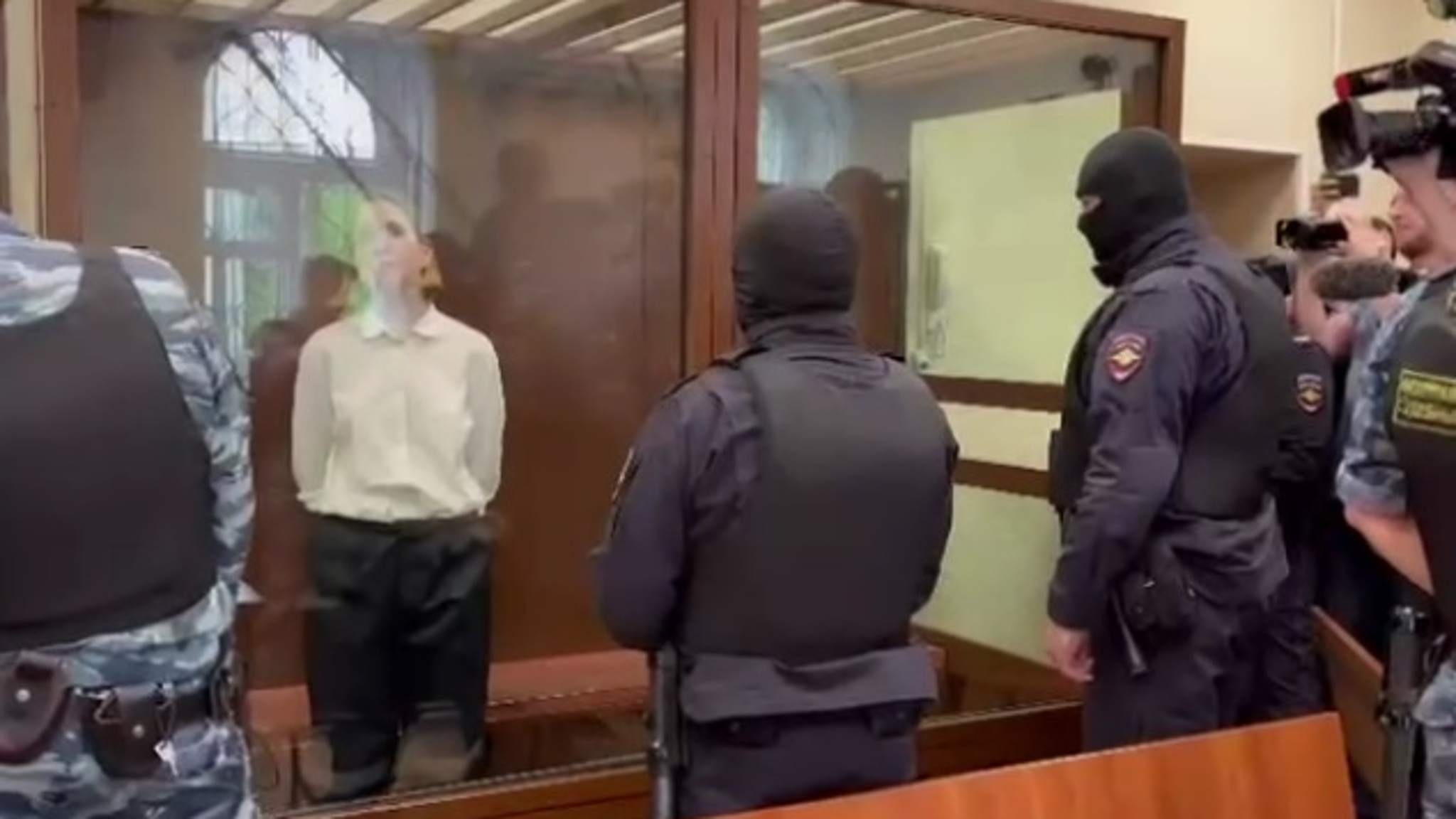 Обвиненной в гибели Владлена Татарского продлили арест