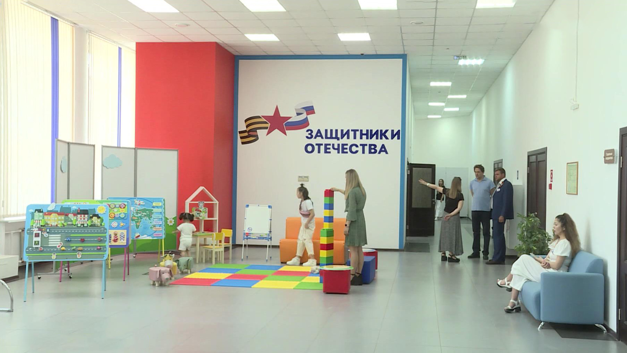 В России заработали региональные отделения фонда "Защитники Отечества"