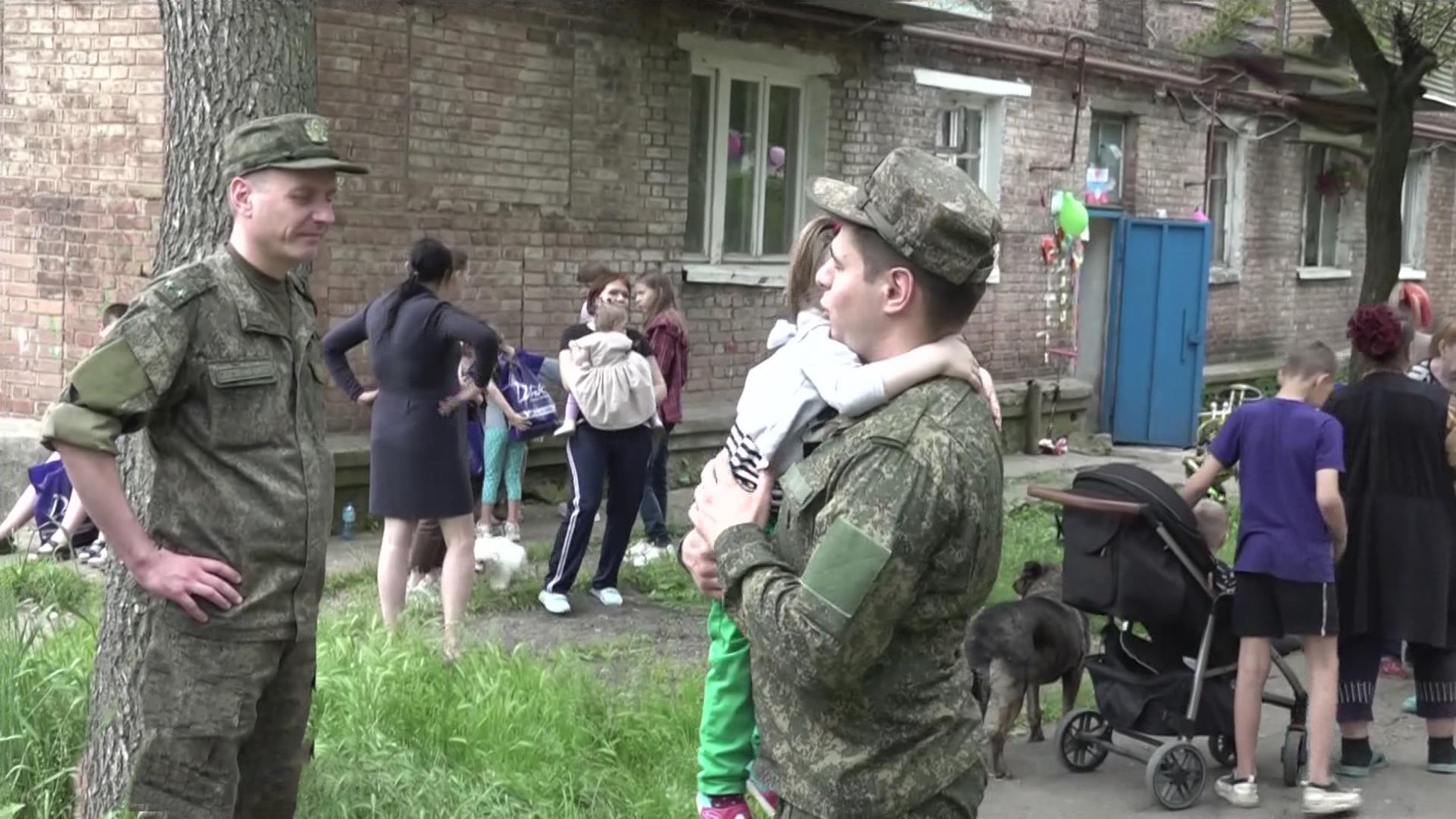 Каждый дом Донецка – передовая