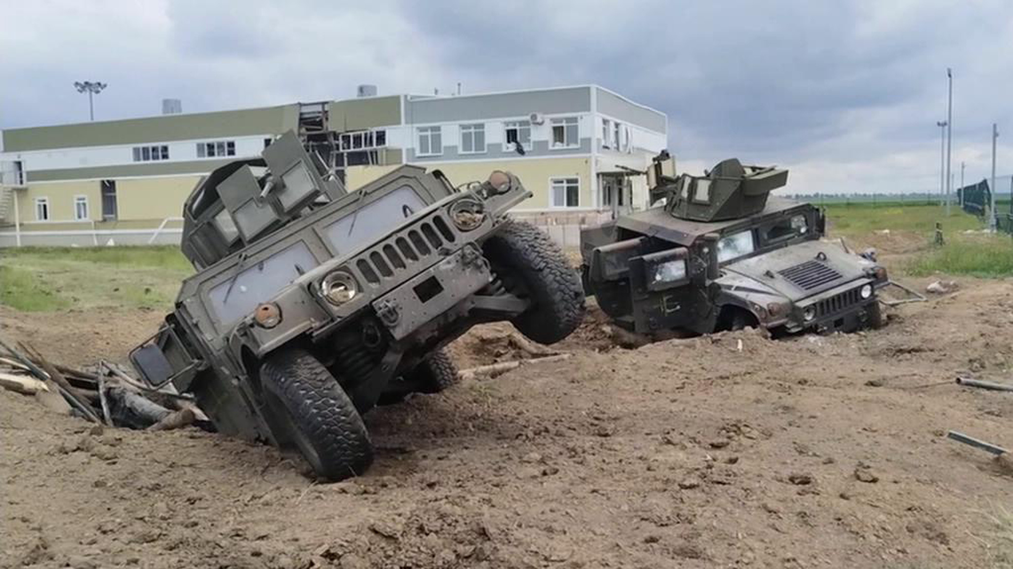 На Западе признали, что Киев использует их оружие не только для защиты