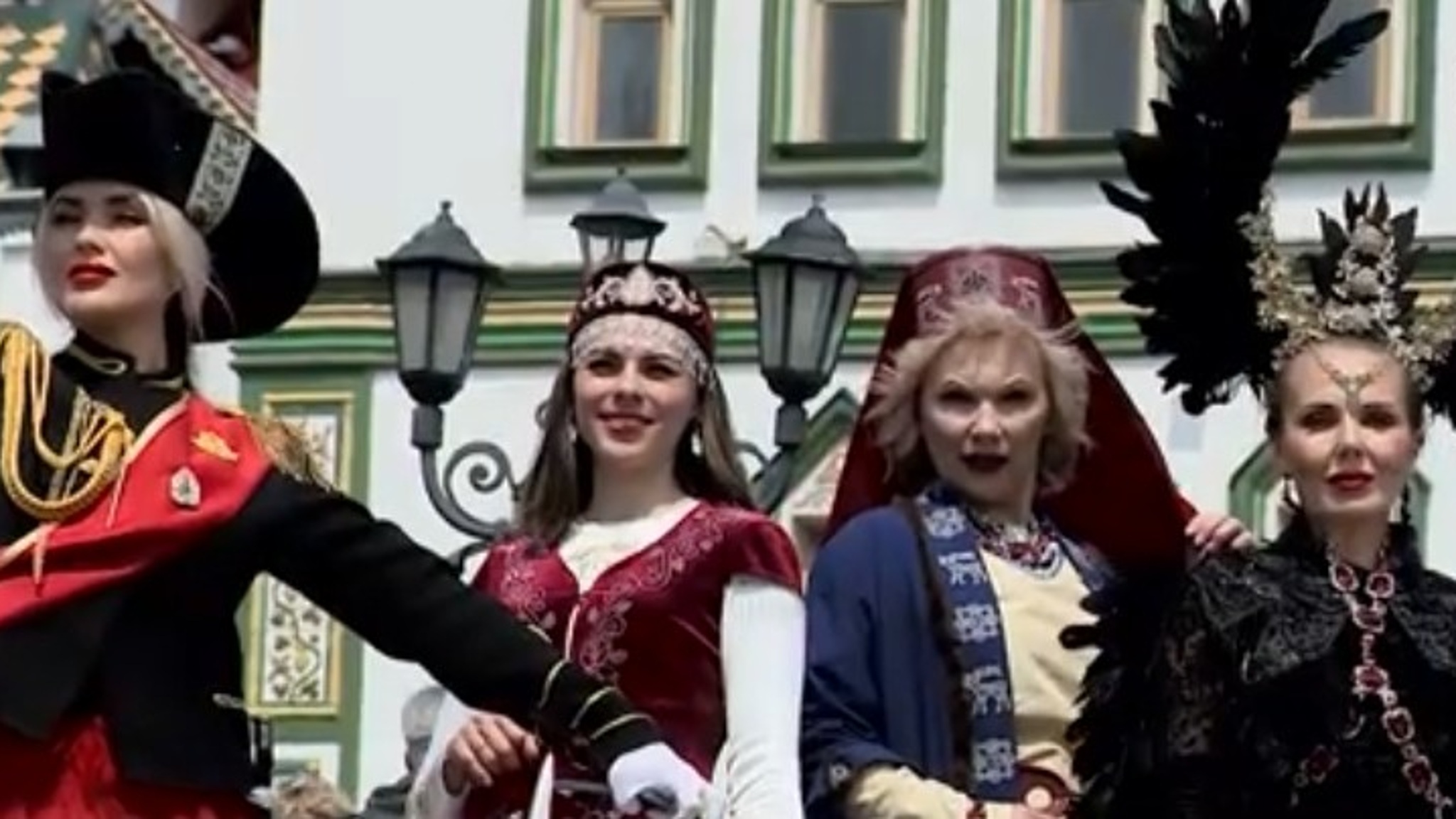 В Москве прошел всероссийский конкурс "Миссис и Леди Хрустальная корона России-Мира 2023"