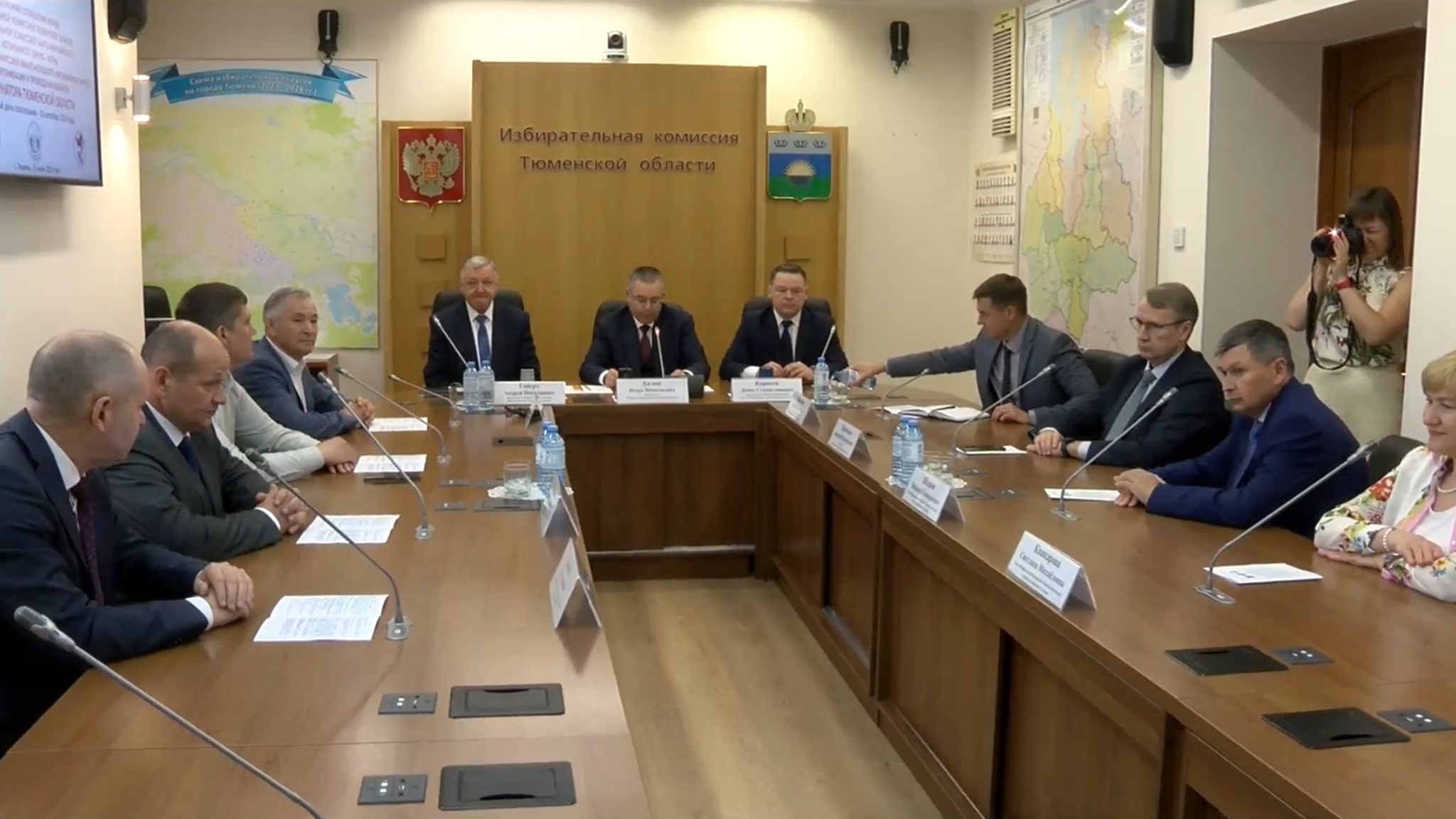 Избиркомы Тюменской области, Ямала и Югры подписали соглашение о выборах губернатора