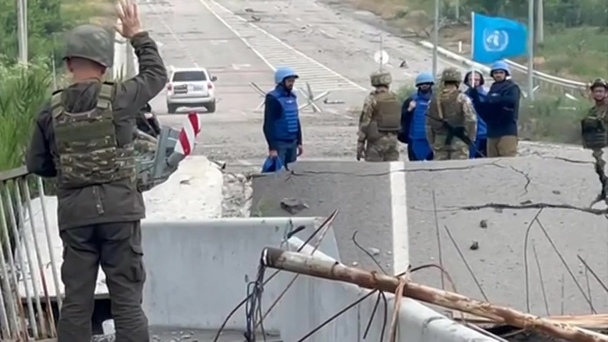 Очередную ротацию миссии МАГАТЭ на ЗАЭС задержал Киев