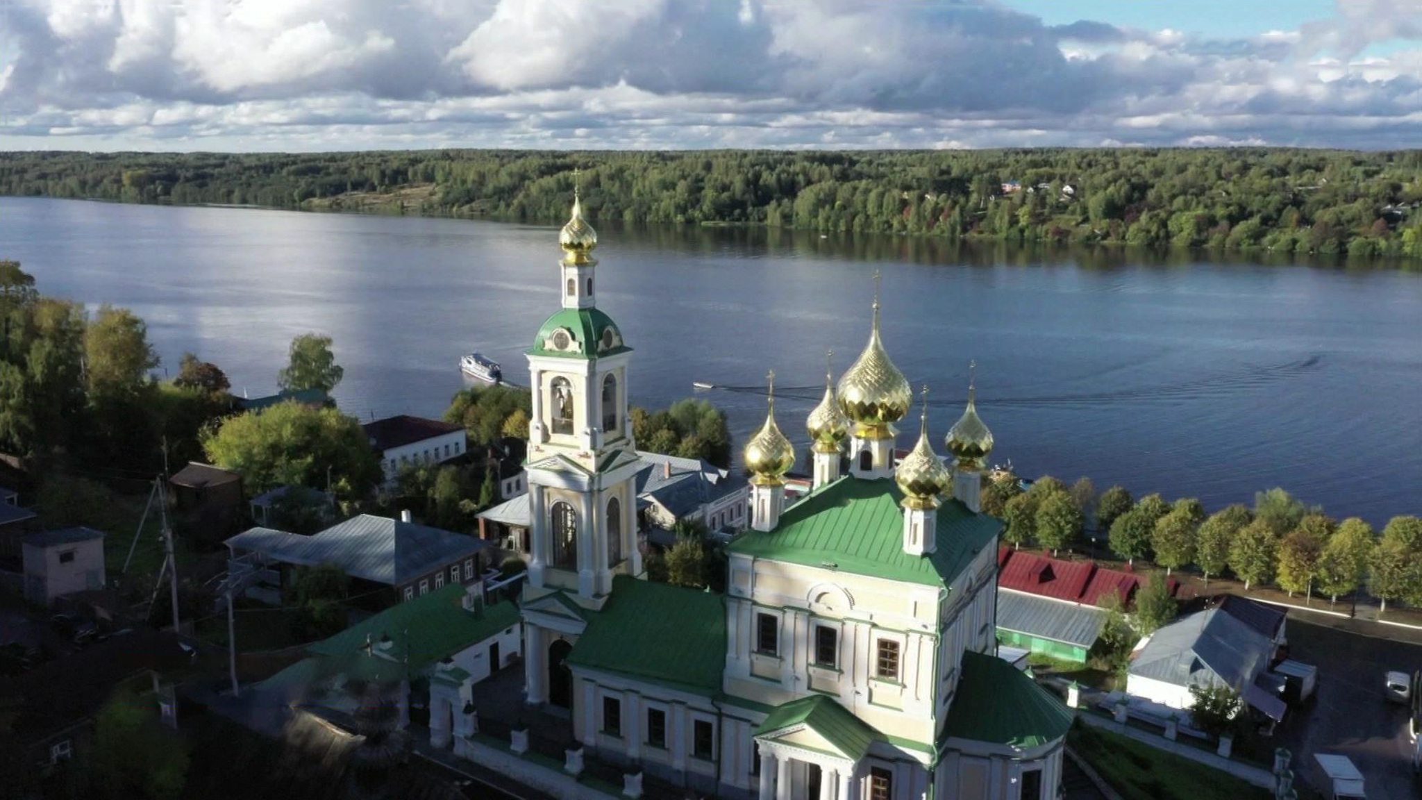 Сегодня сердце России будет биться в такт великой музыке
