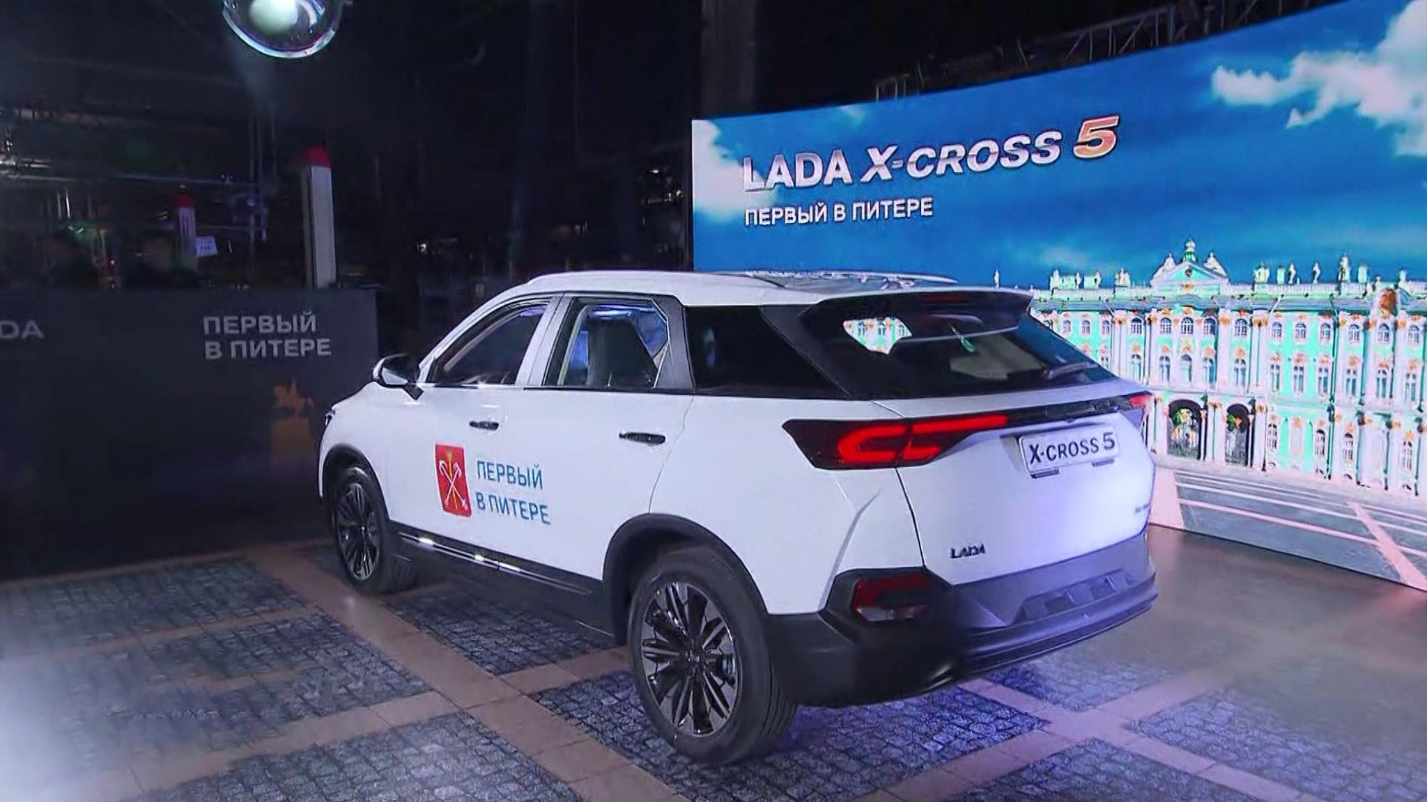 Новая Lada X-Cross 5 проехала первые километры
