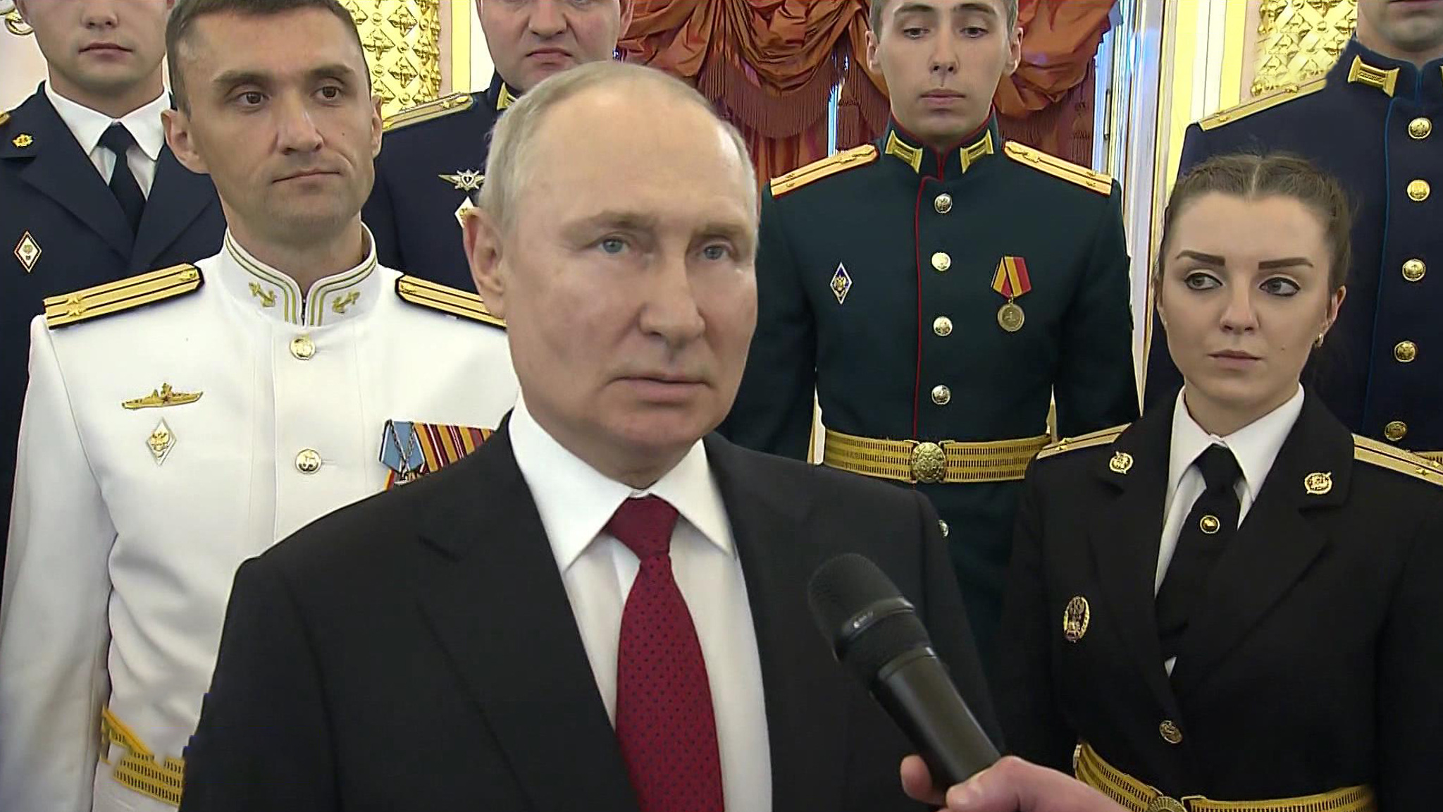 Владимир Путин: шансов у противника нет