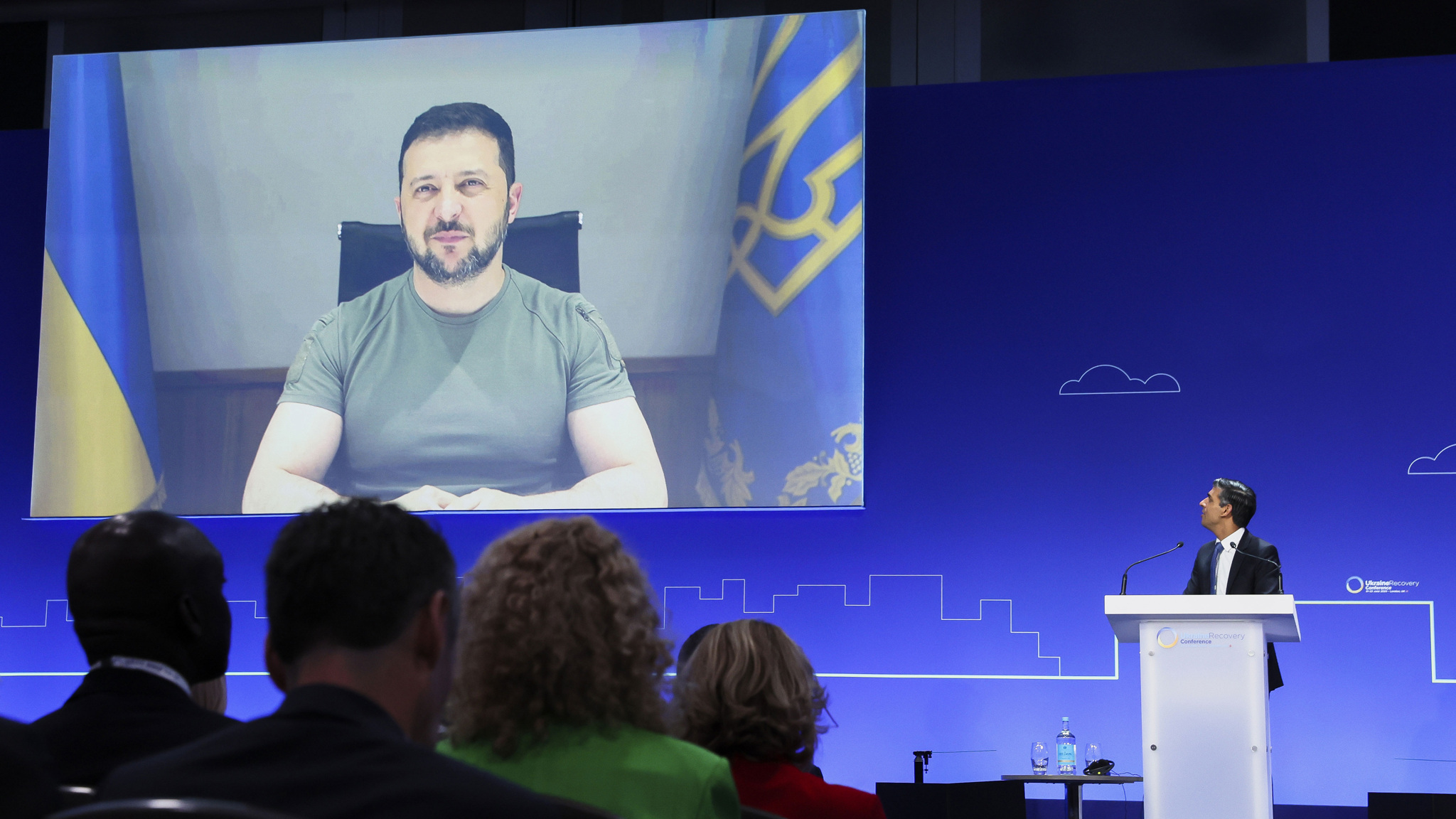 Парижский форум больше похож на каникулы у людоеда