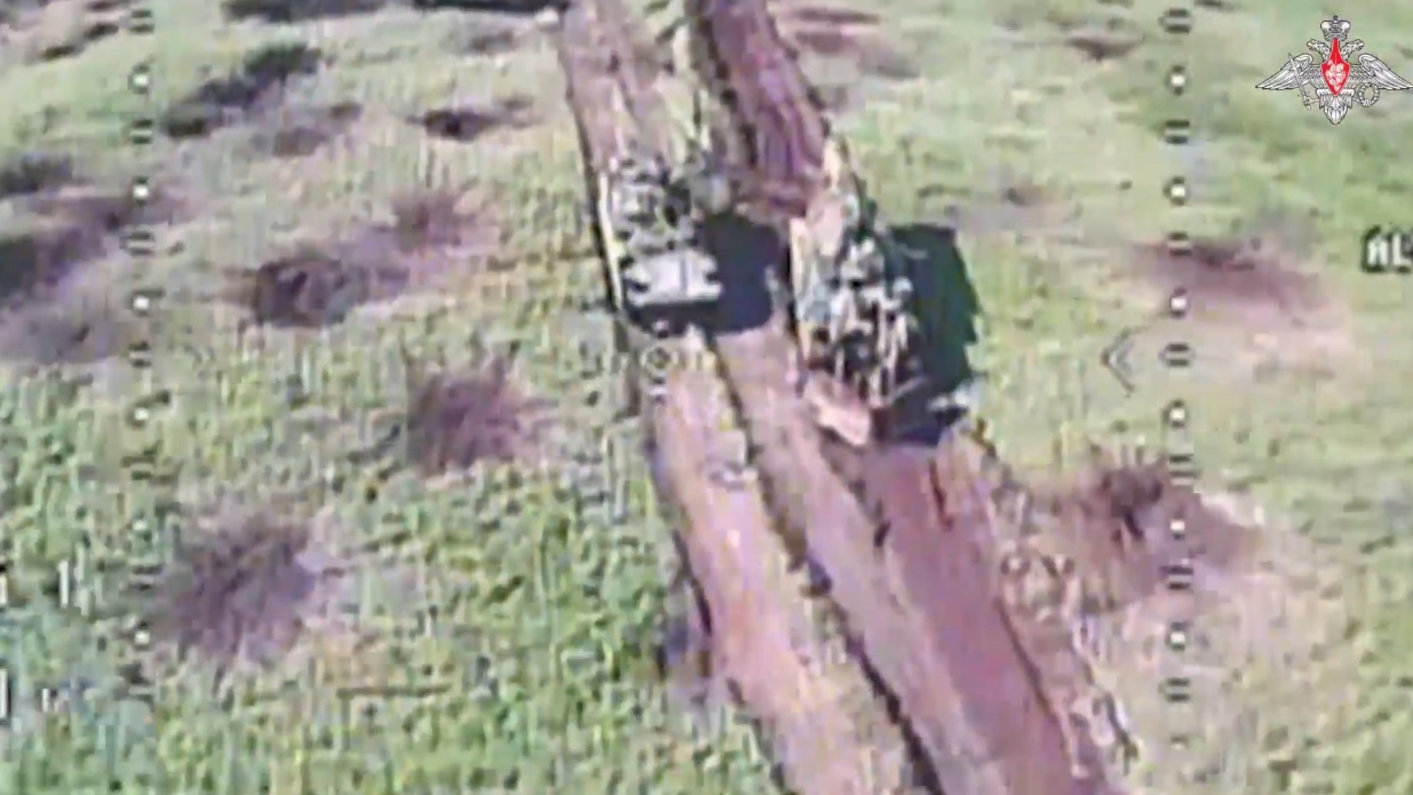 Появилось видео ударов БПЛА по украинской бронетехнике
