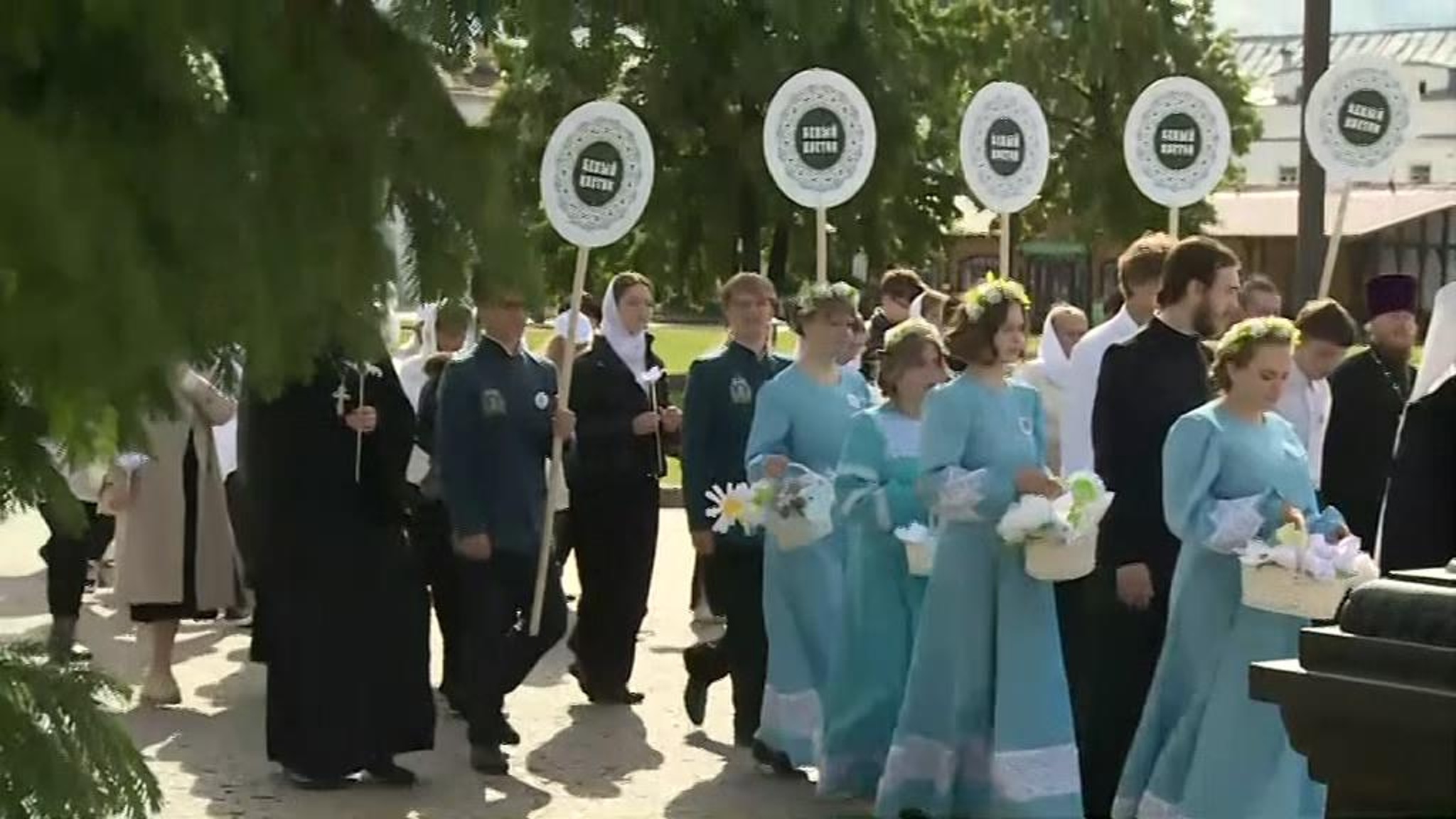 В Тюменской области прошла акция "Белый цветок" в поддержку бойцов СВО
