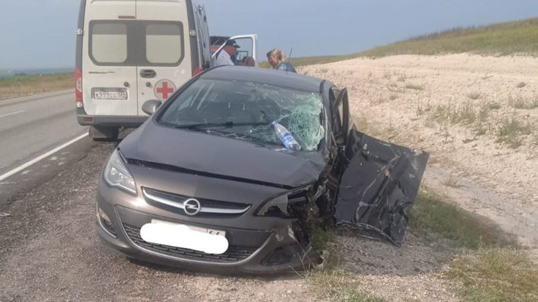 Момент трагической аварии на волгоградской трассе попал на видео