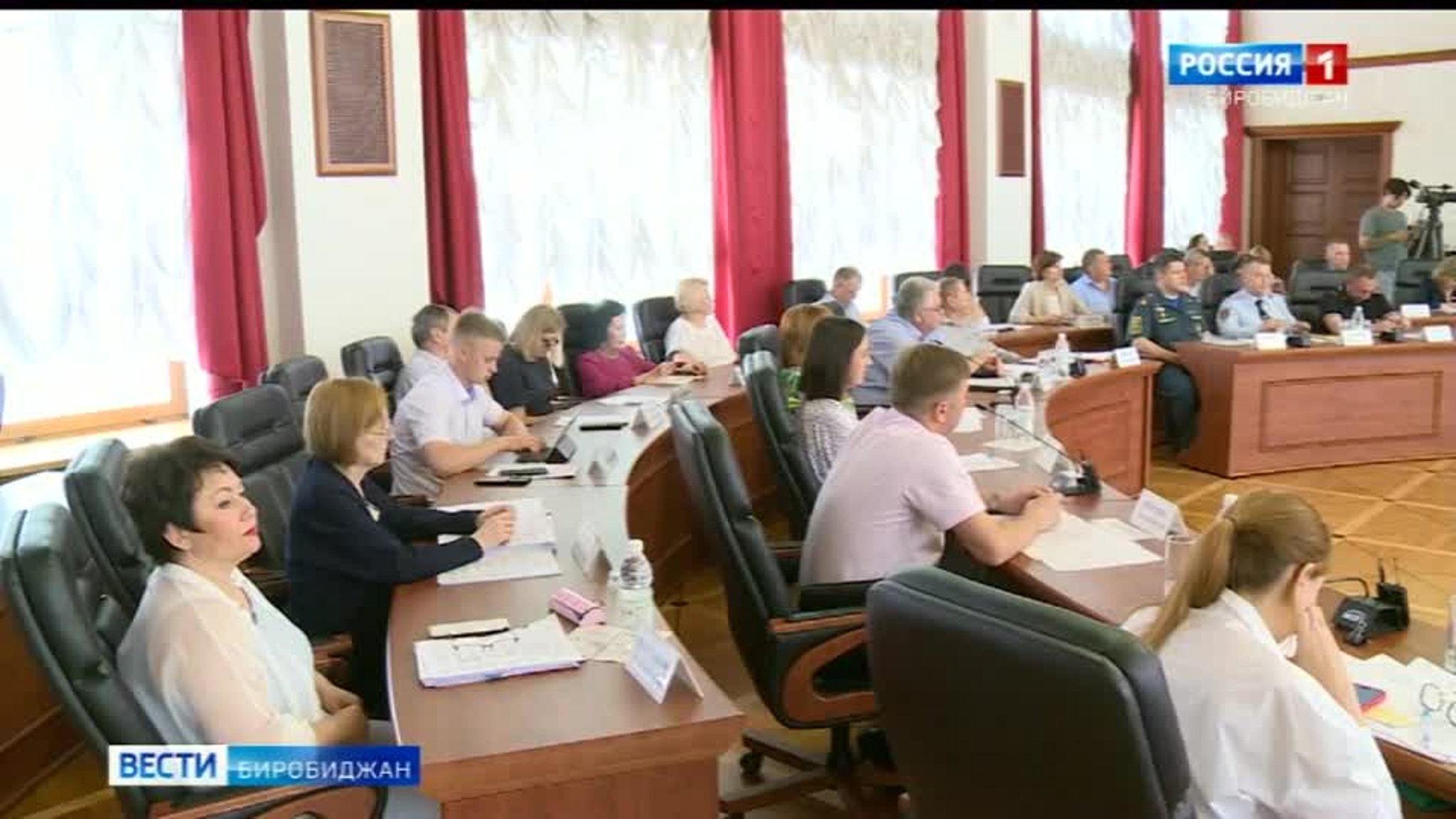 Парламентарии ЕАО утвердили прошлогодний и внесли корректировки в текущий бюджет