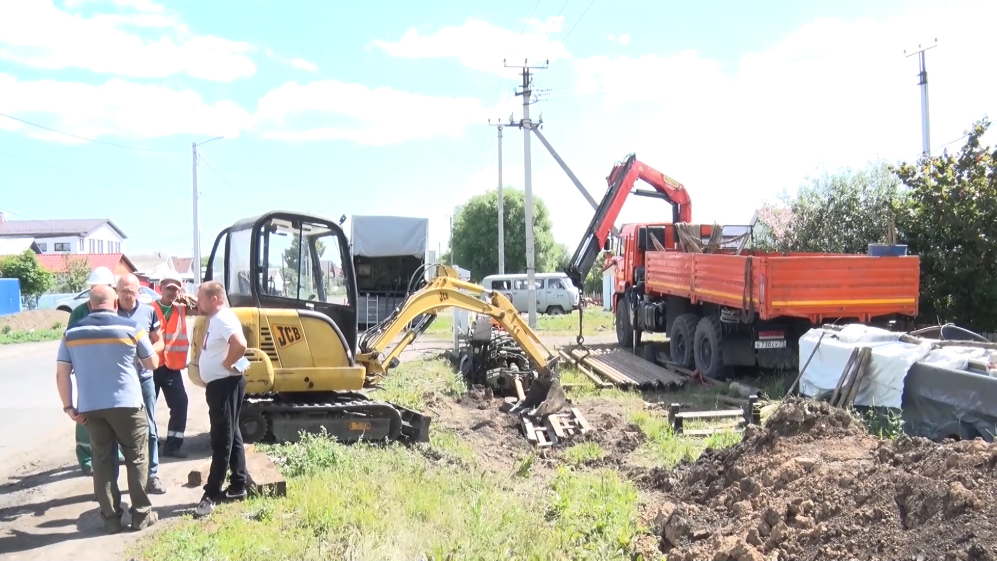 Сразу в двух Засвияжских селах идет строительство новой системы водоотведения