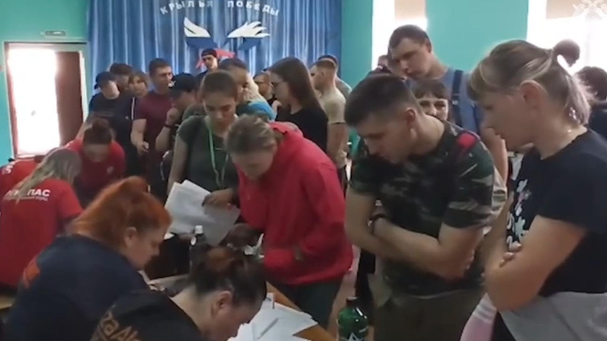 СК показал, как проходят поиски 5-летней девочки, пропавшей два дня назад